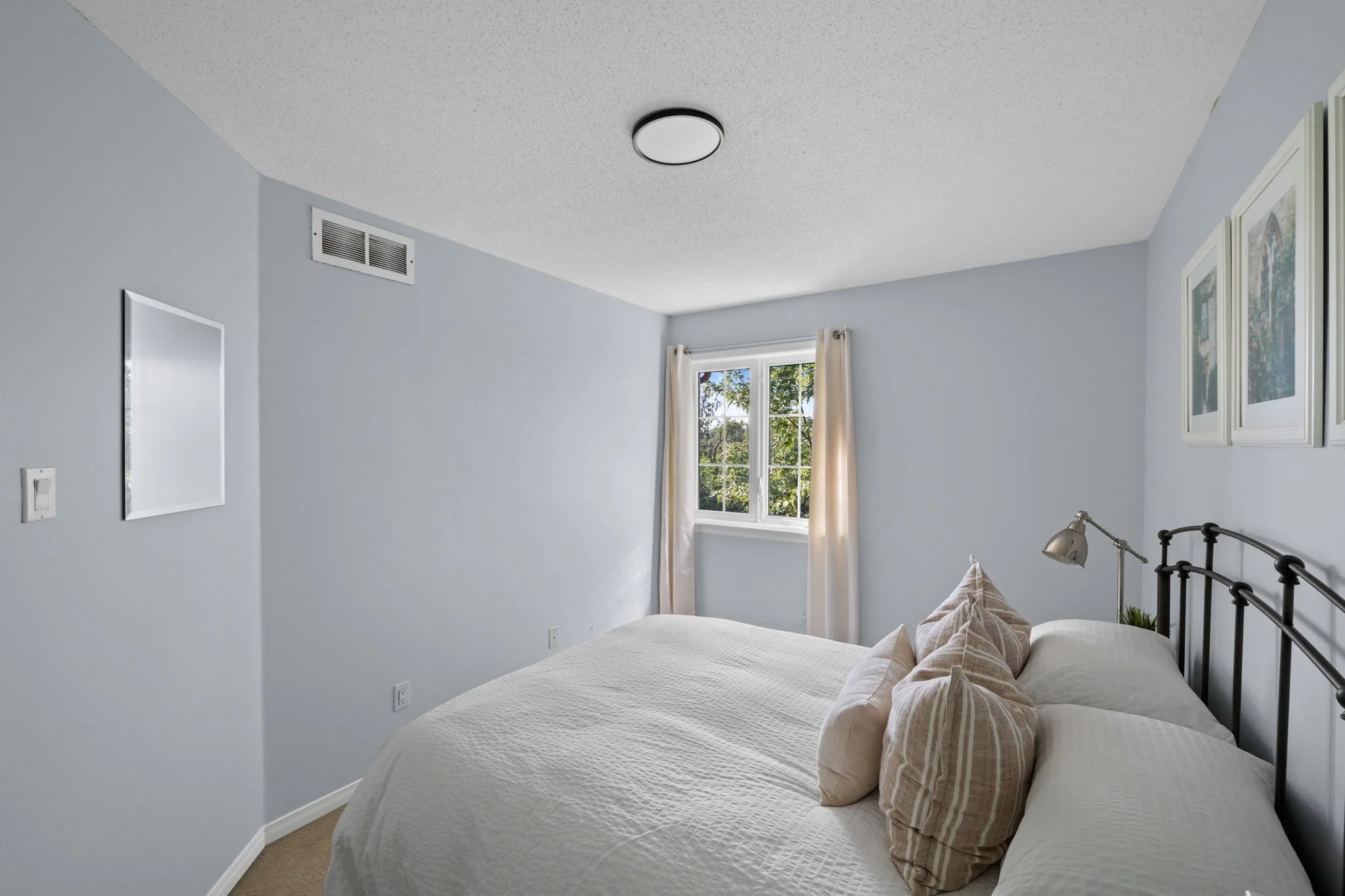 39-web-or-mls-163 70 Edenvale Drive-24.jpg