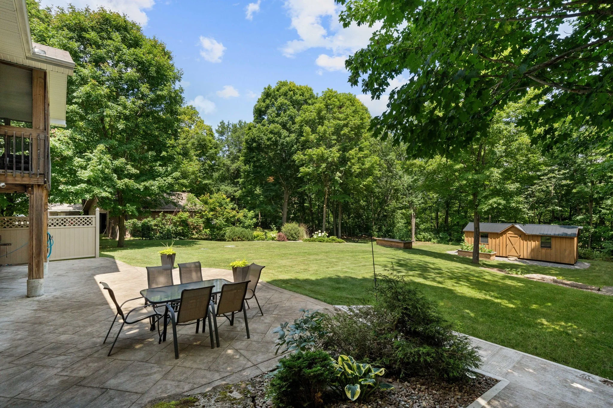 54-web-or-mls-876 Centre Street-54.jpg