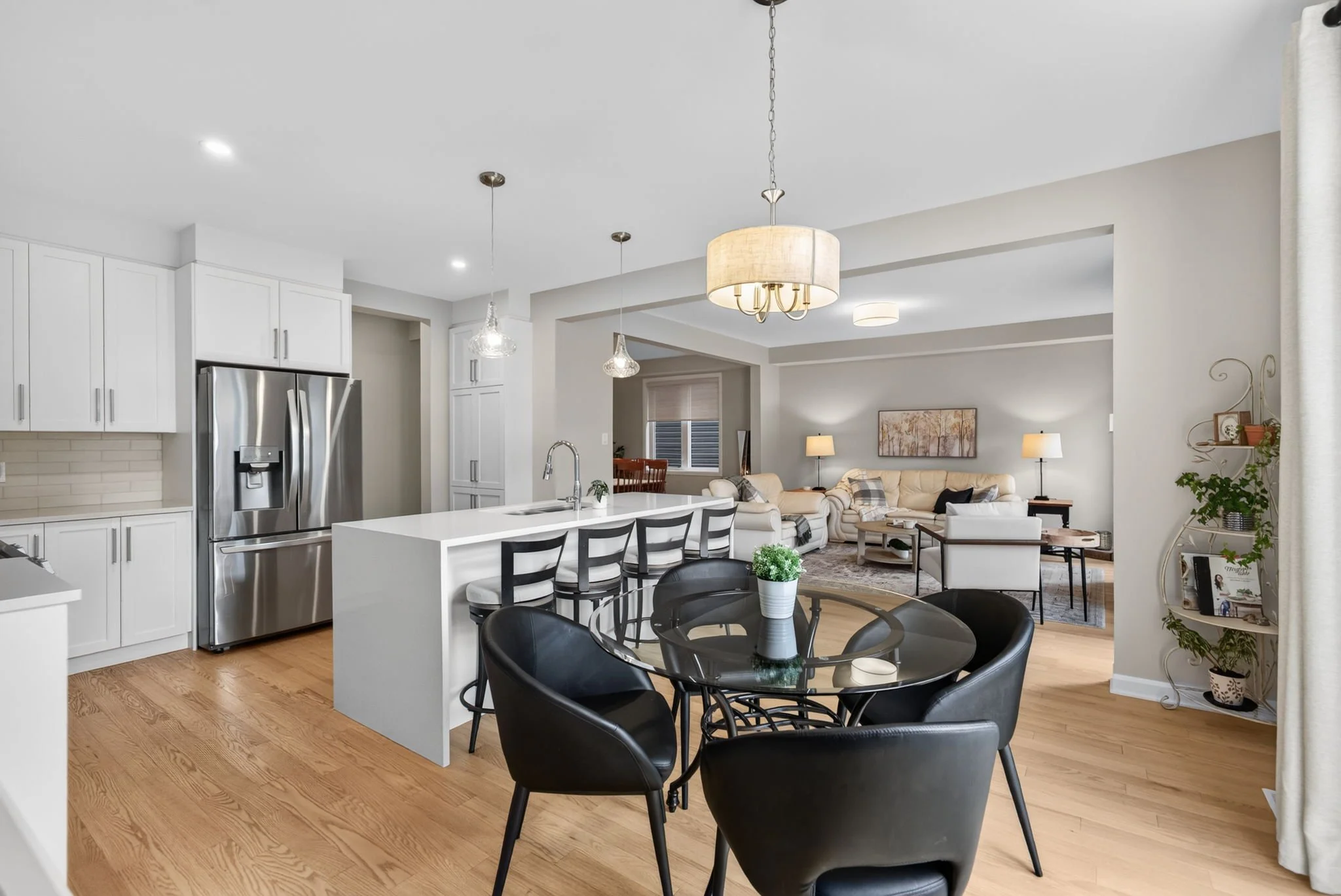 28-web-or-mls-537-anchor-cir.jpg