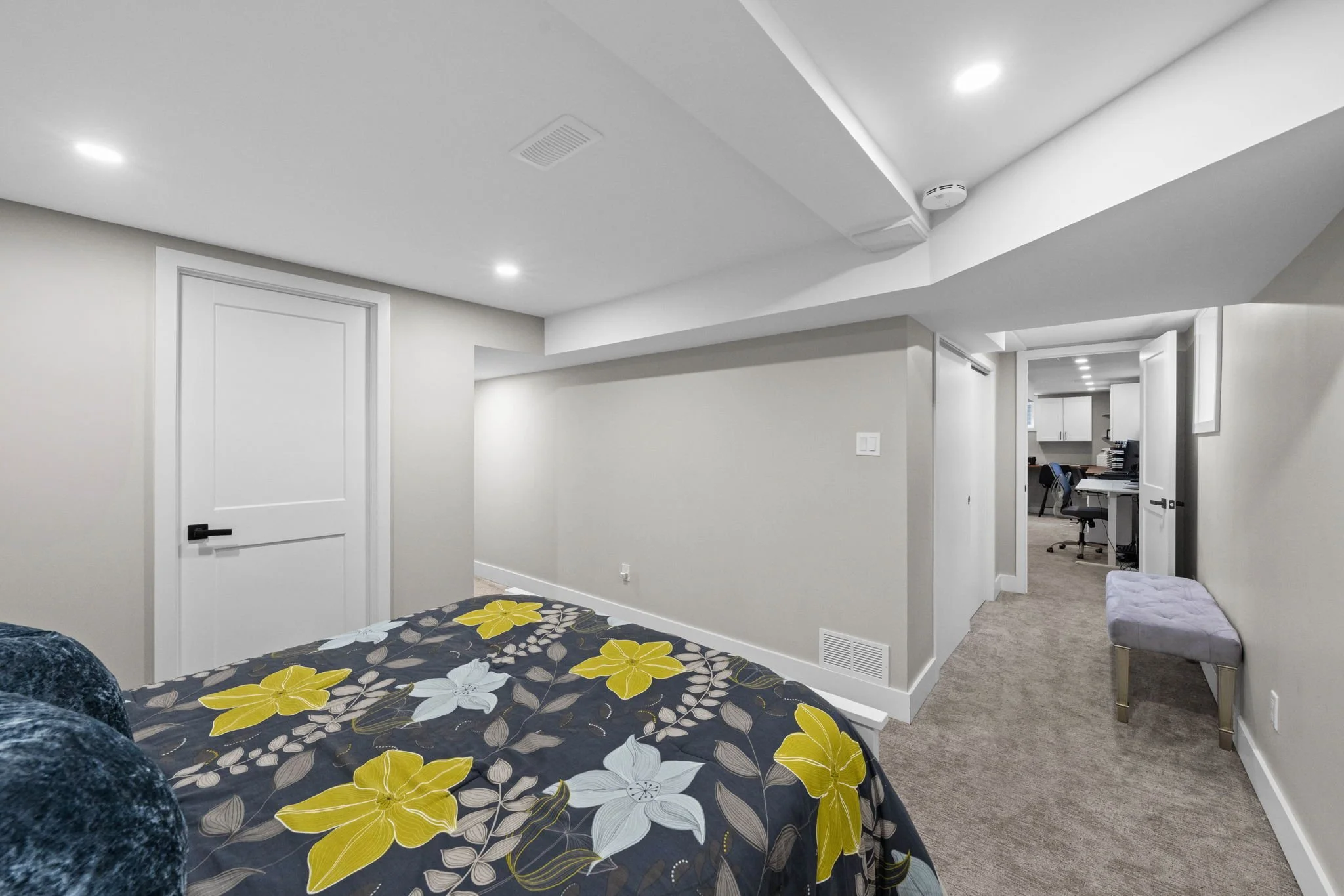 47-web-or-mls-109 Inniskillin Drive-68.jpg