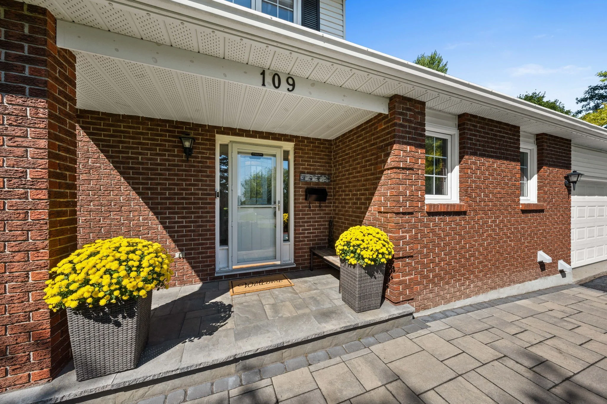 8-web-or-mls-109 Inniskillin Drive-29.jpg