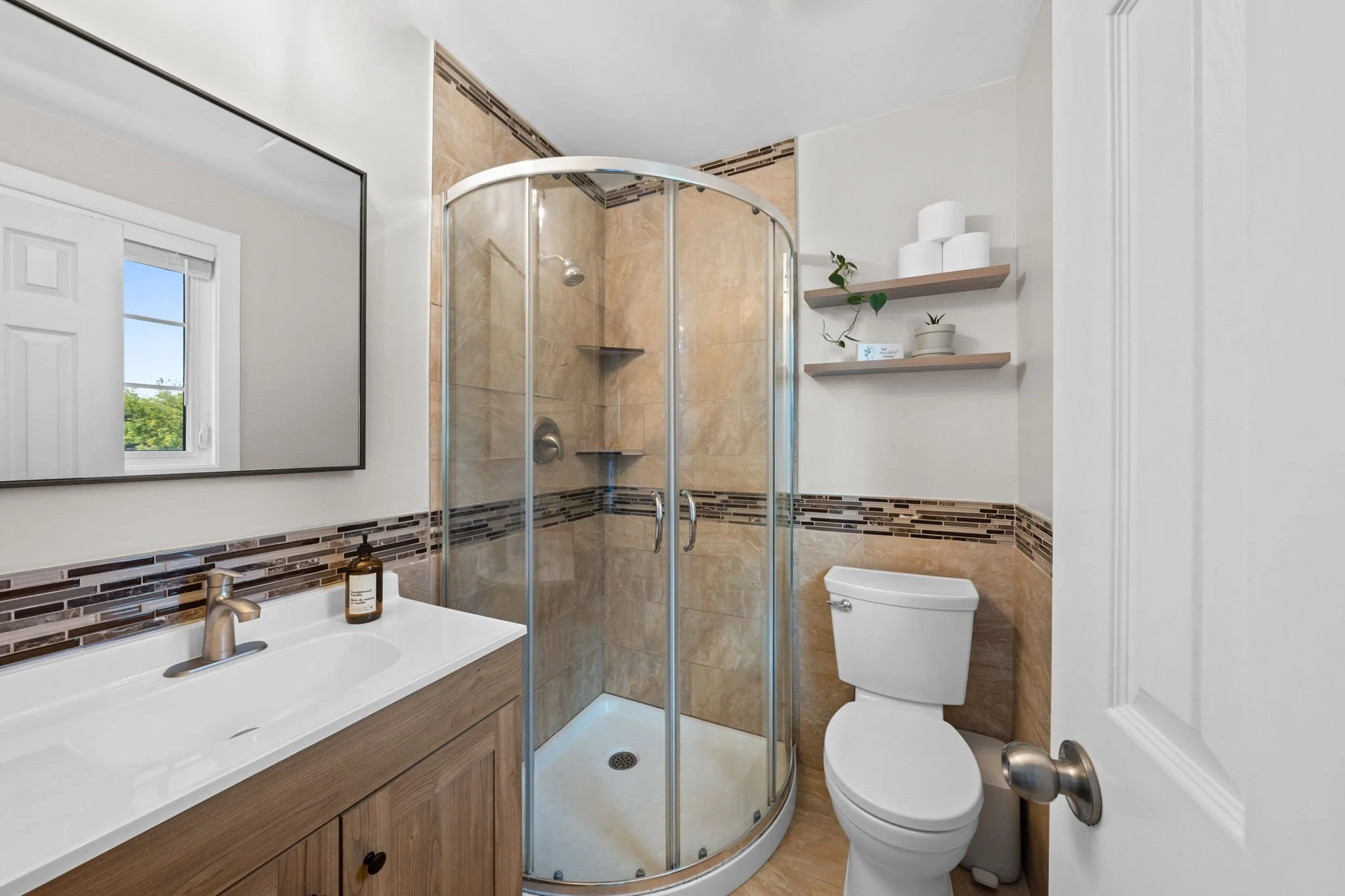 33-web-or-mls-109 Inniskillin Drive-54.jpg