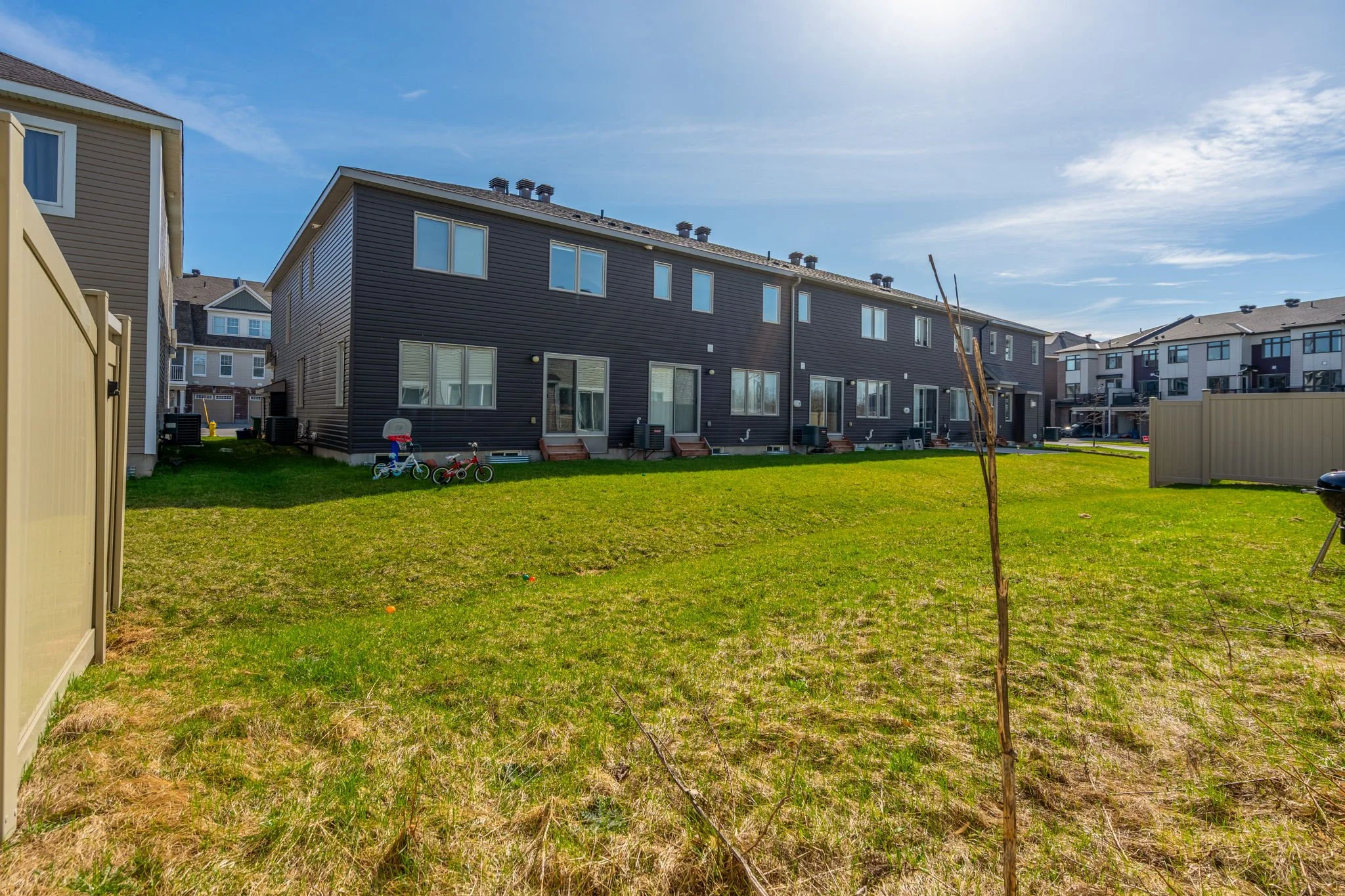 6-web-or-mls-135-lanceleaf-way.jpg