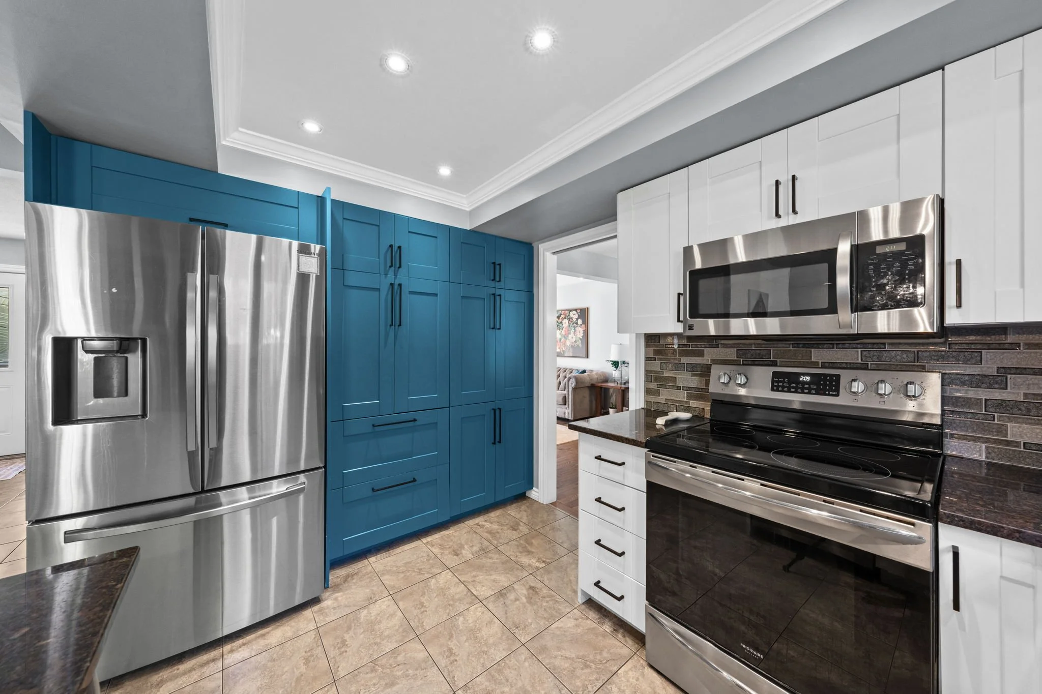 21-web-or-mls-109 Inniskillin Drive-42.jpg