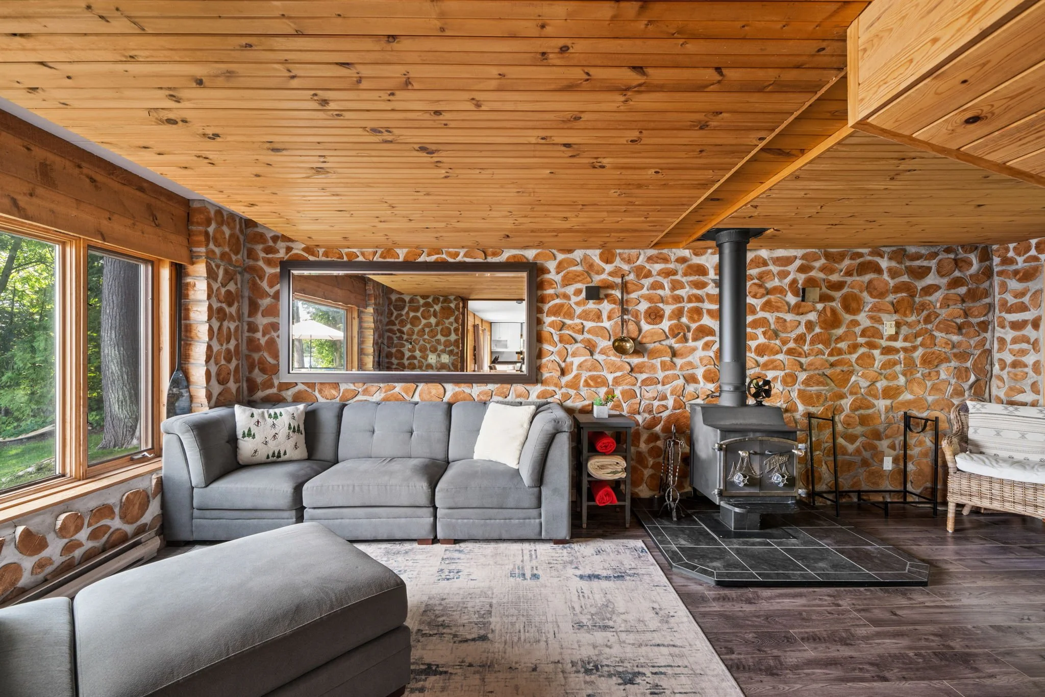 20-web-or-mls-167 Barrett Chute Road-15.jpg