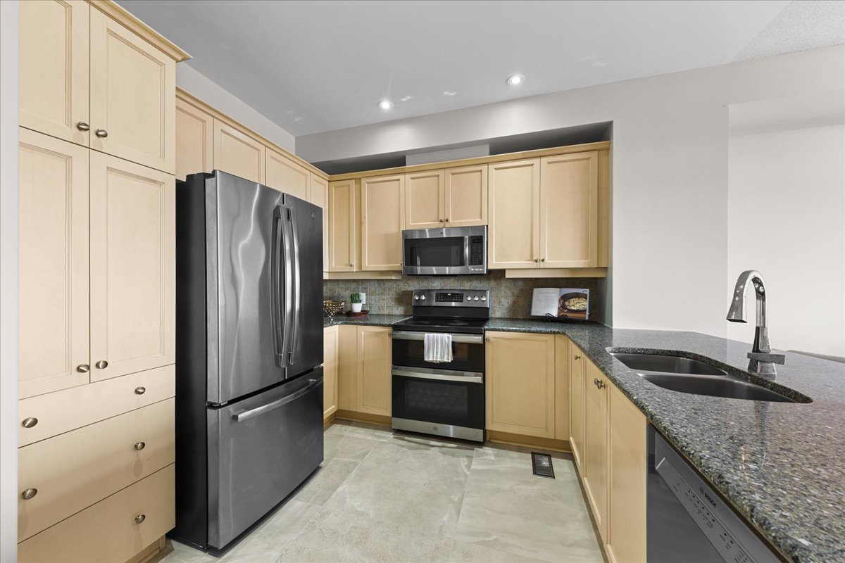 10-1R1A3056.jpg