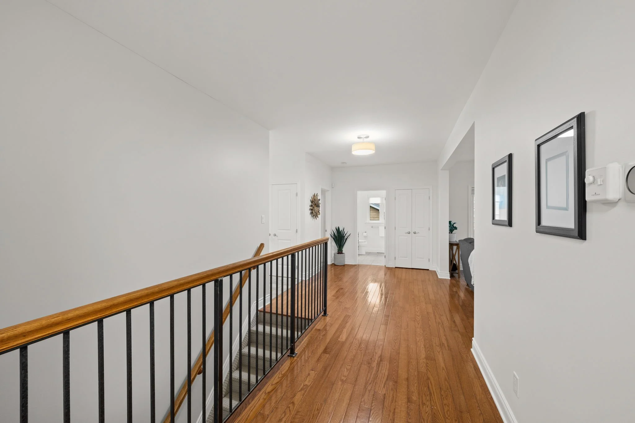 33-web-or-mls-876 Centre Street-31.jpg