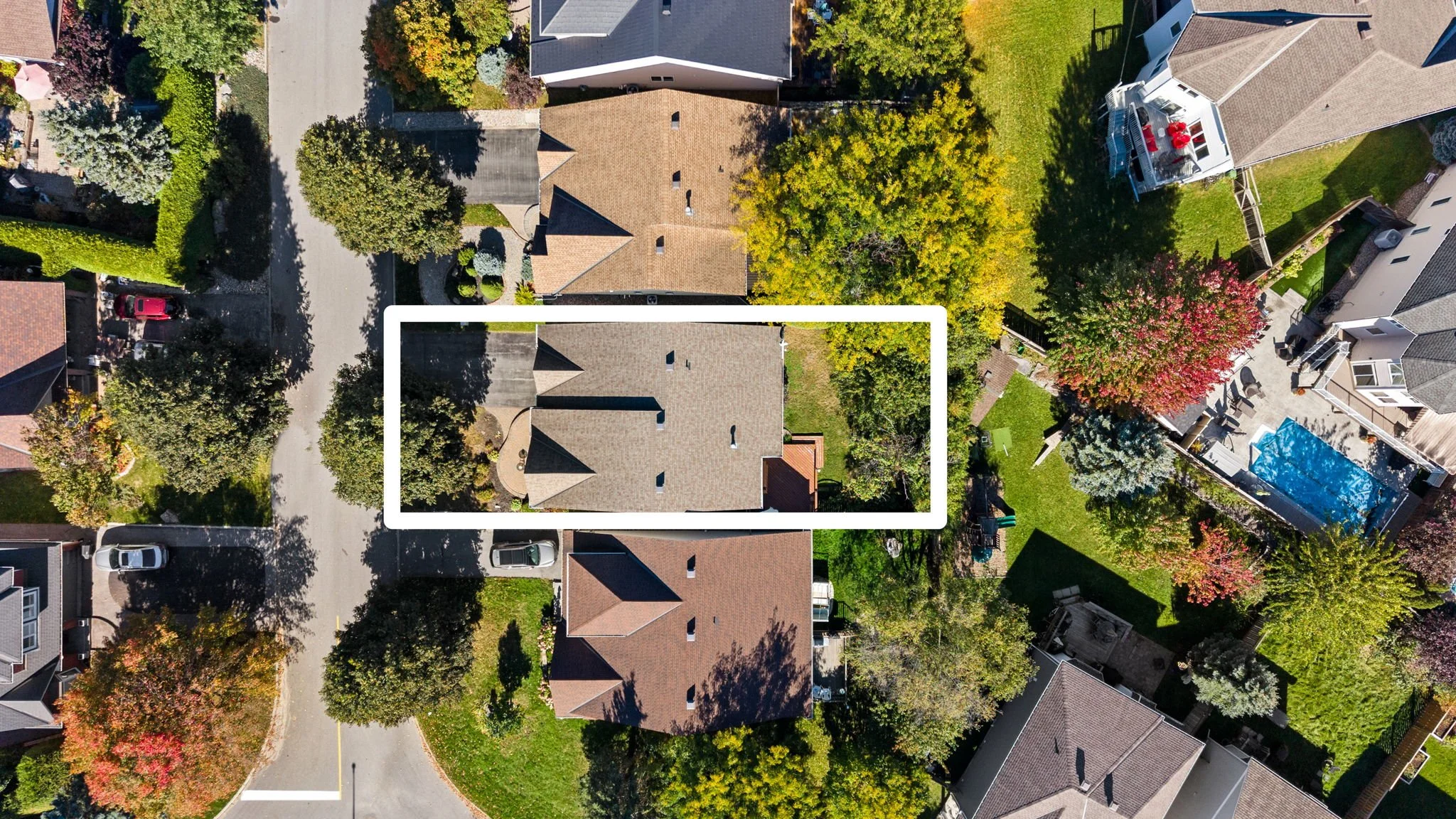 51-web-or-mls-4 Burnstead Crescent-53.jpg