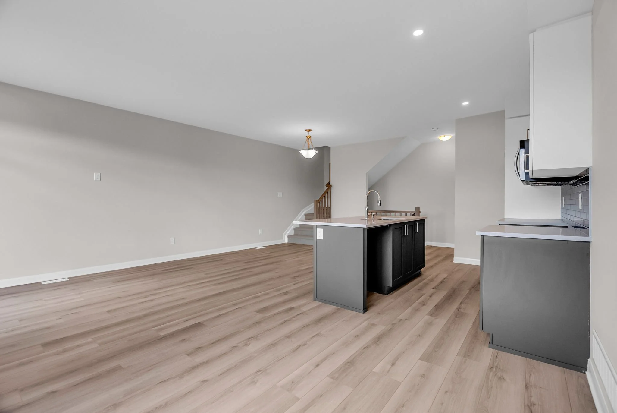 9-web-or-mls-313-gisborne-pl.jpg