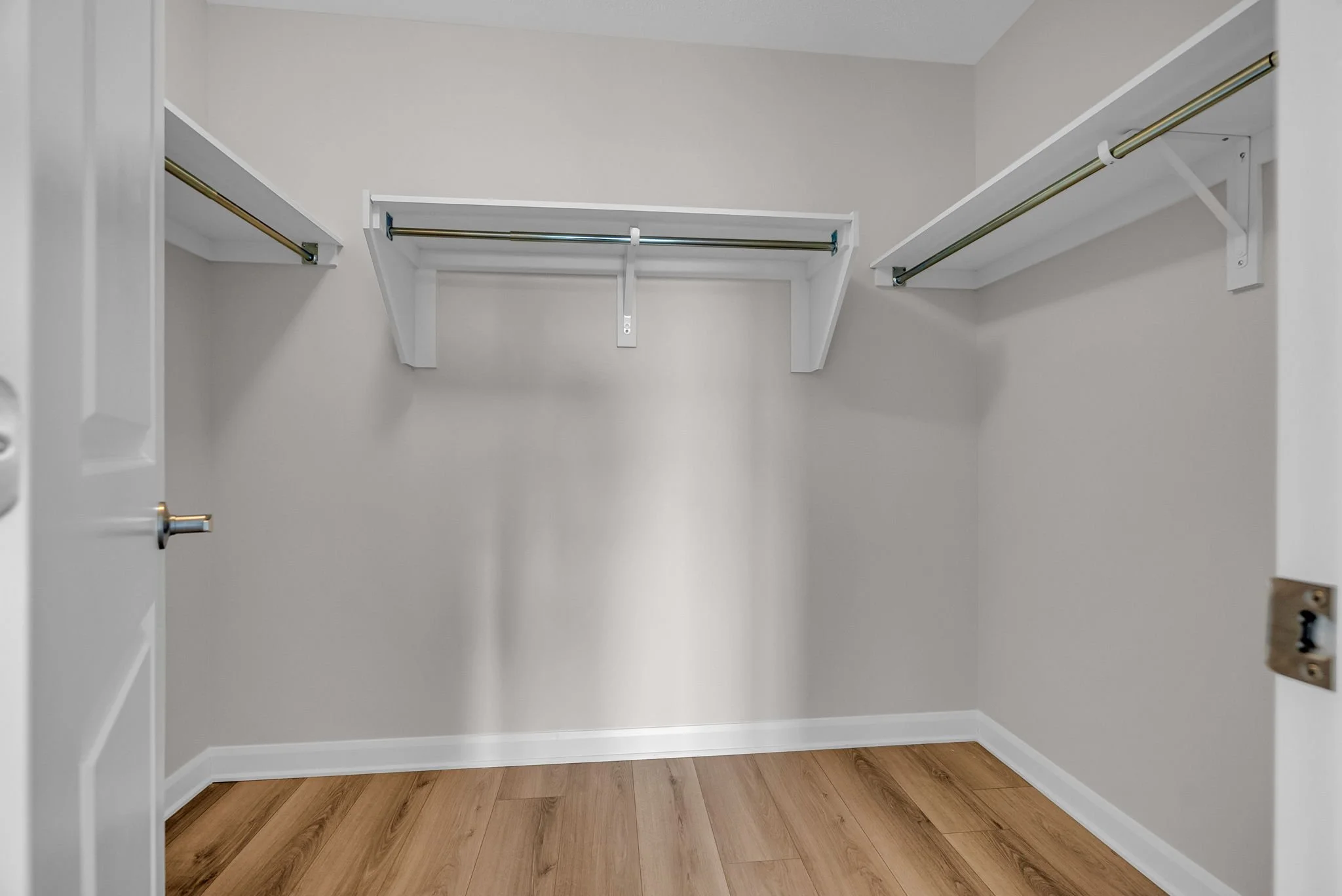 25-web-or-mls-313-gisborne-pl.jpg