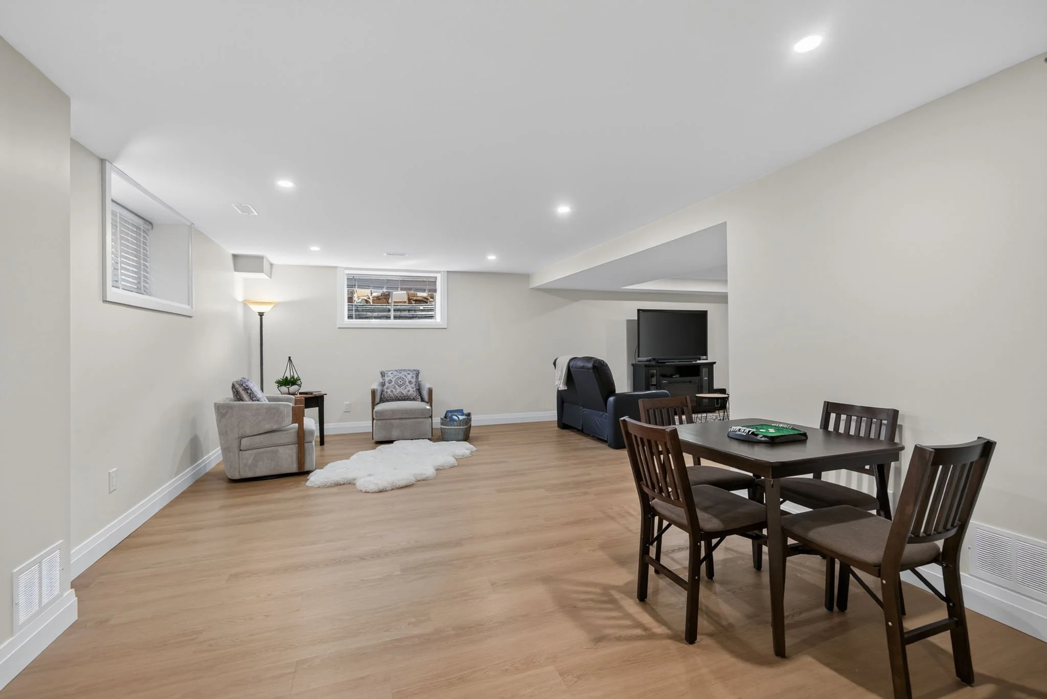 51-web-or-mls-537-anchor-cir.jpg
