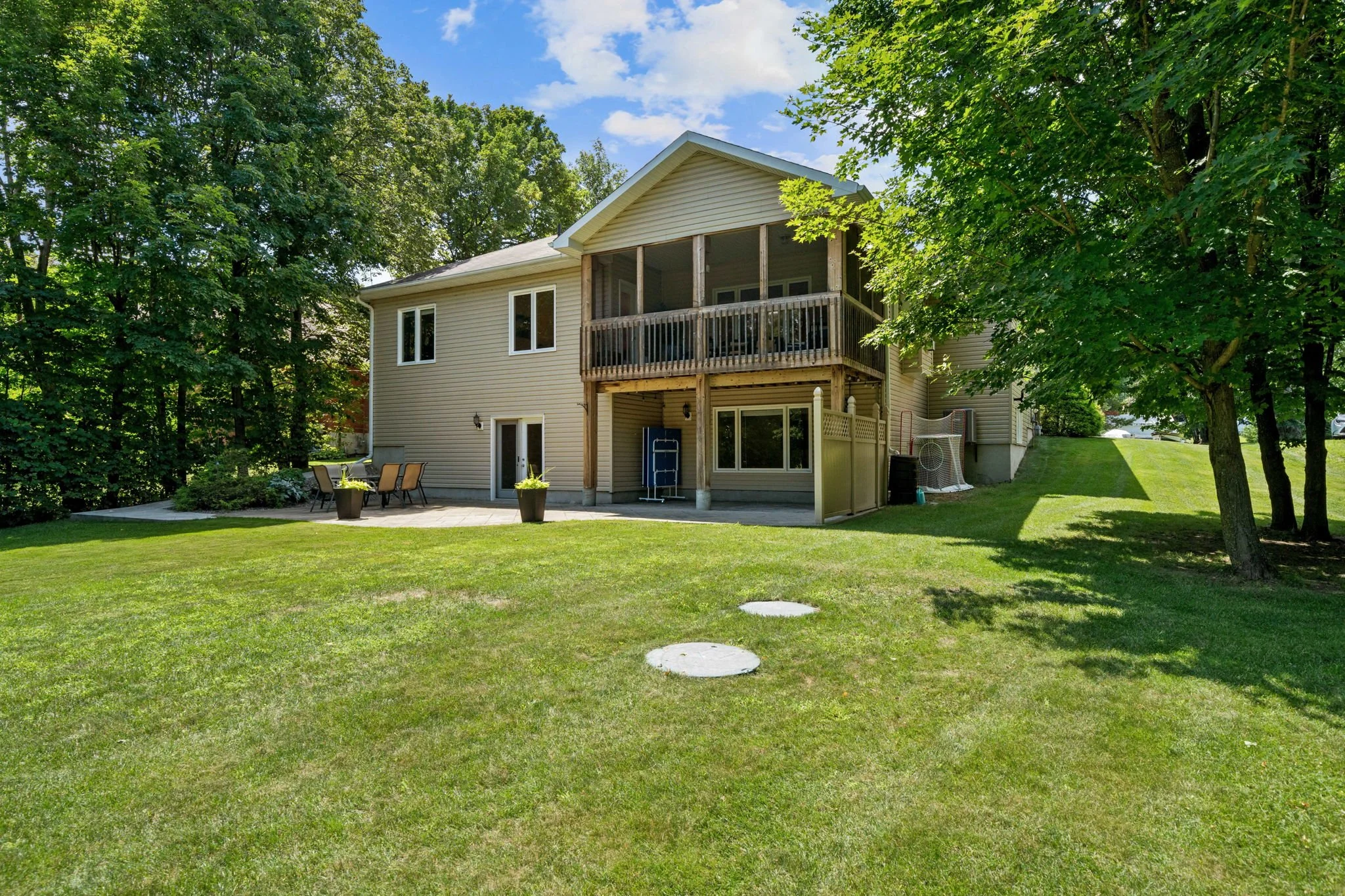 59-web-or-mls-876 Centre Street-59.jpg