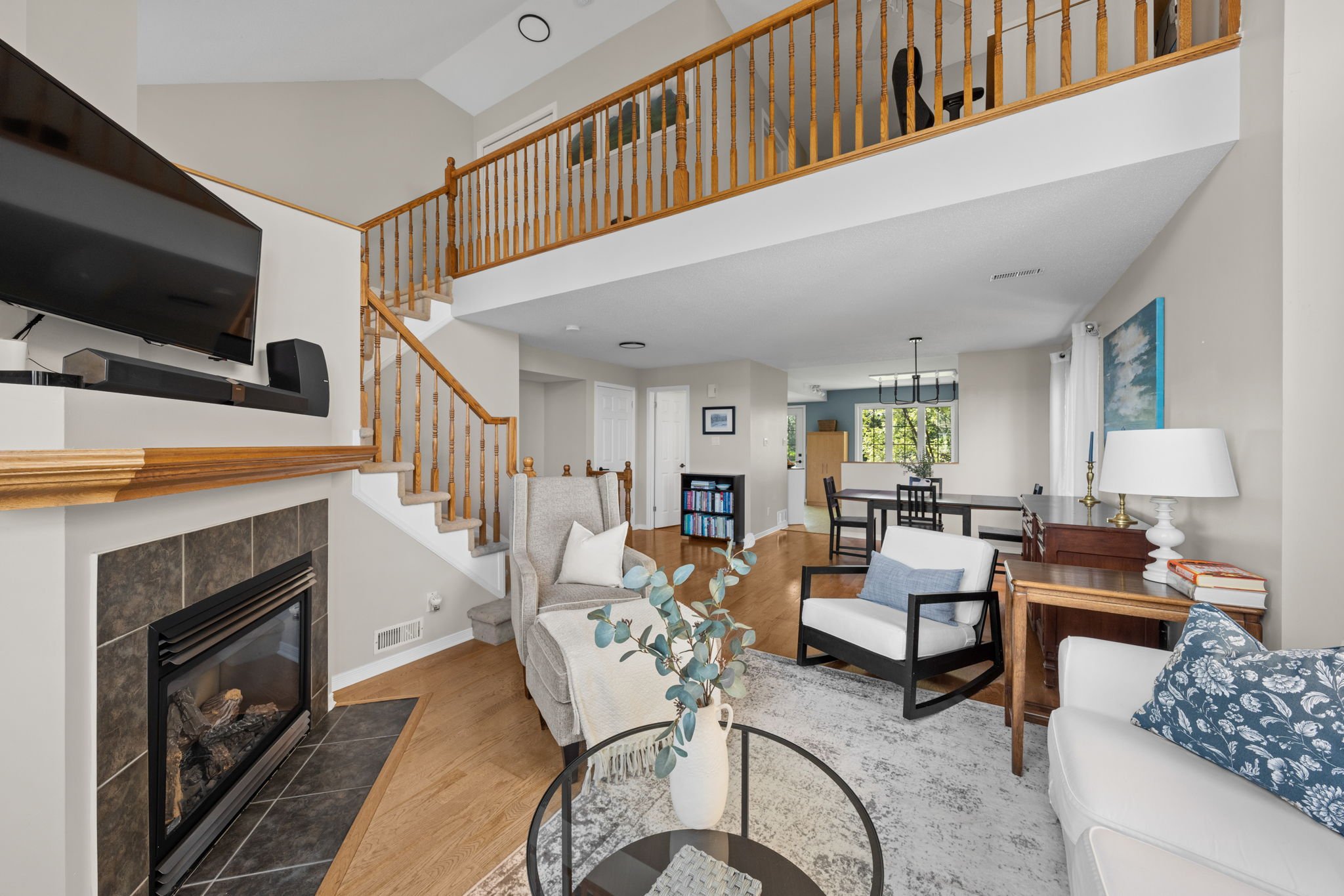 11-web-or-mls-163 70 Edenvale Drive-43.jpg