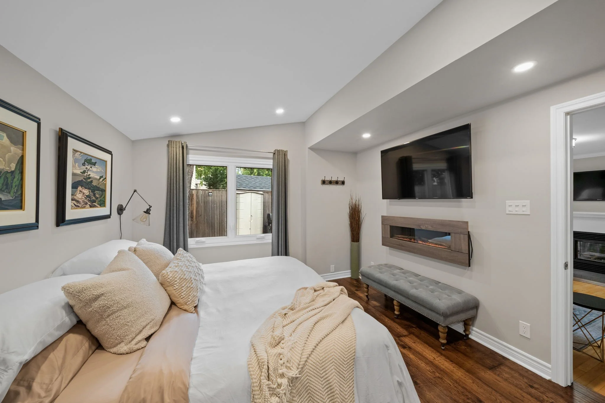 26-web-or-mls-4 Avon Lane-51.jpg
