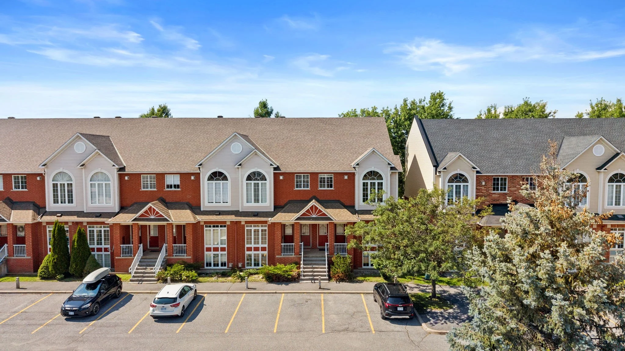 46-web-or-mls-163 70 Edenvale Drive-1.jpg