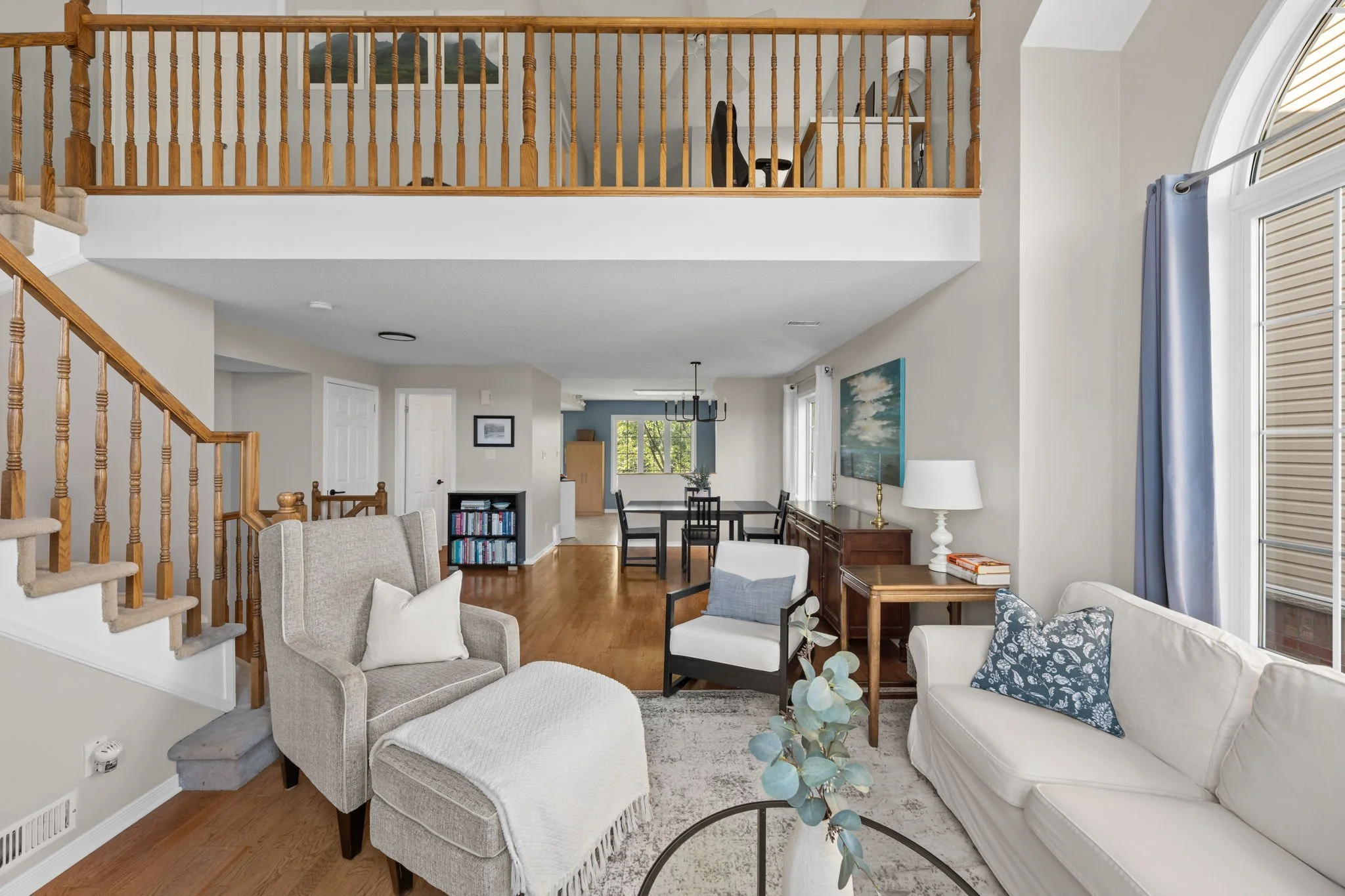 12-web-or-mls-163 70 Edenvale Drive-44.jpg