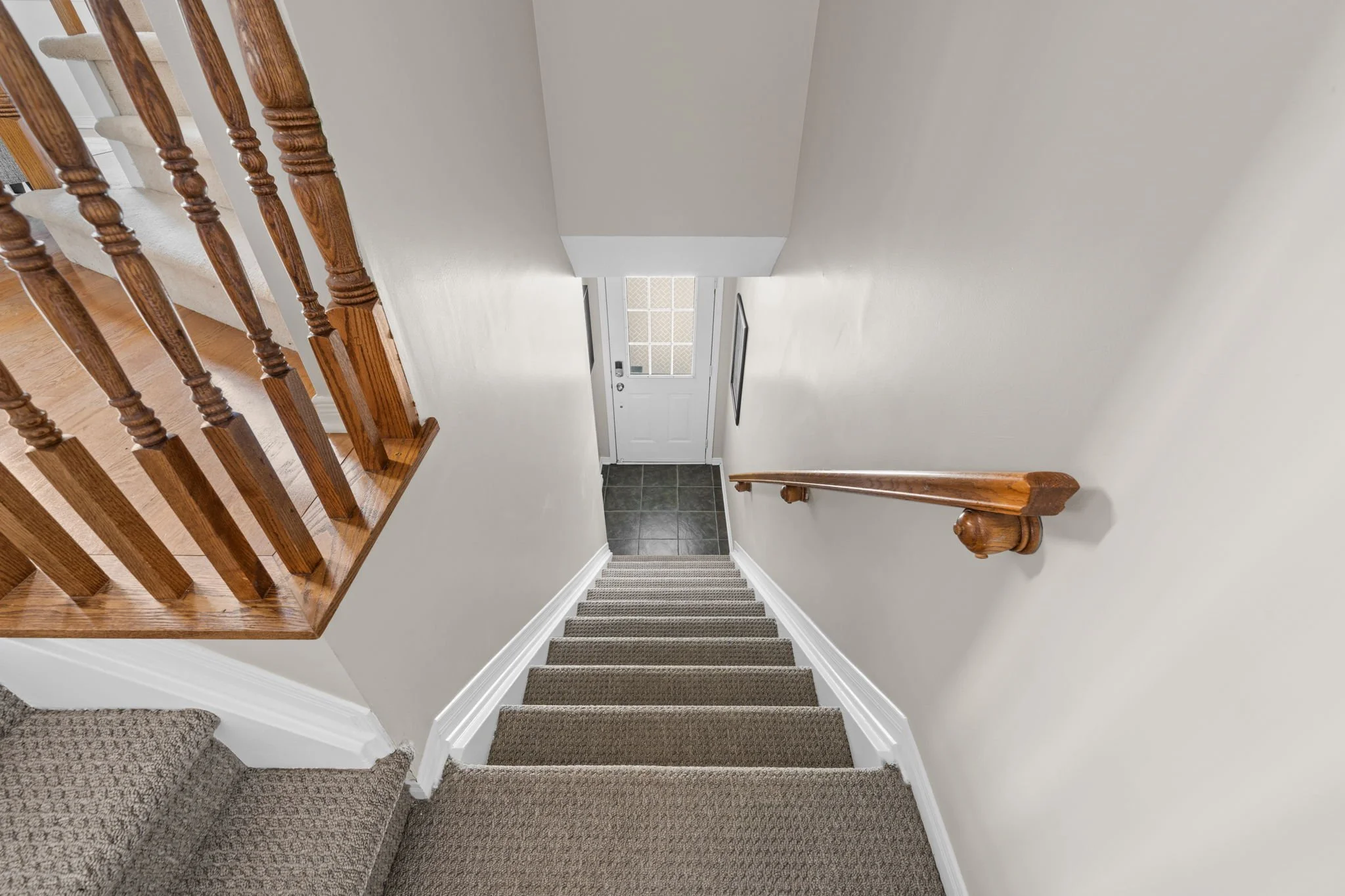 6-web-or-mls-163 70 Edenvale Drive-38.jpg