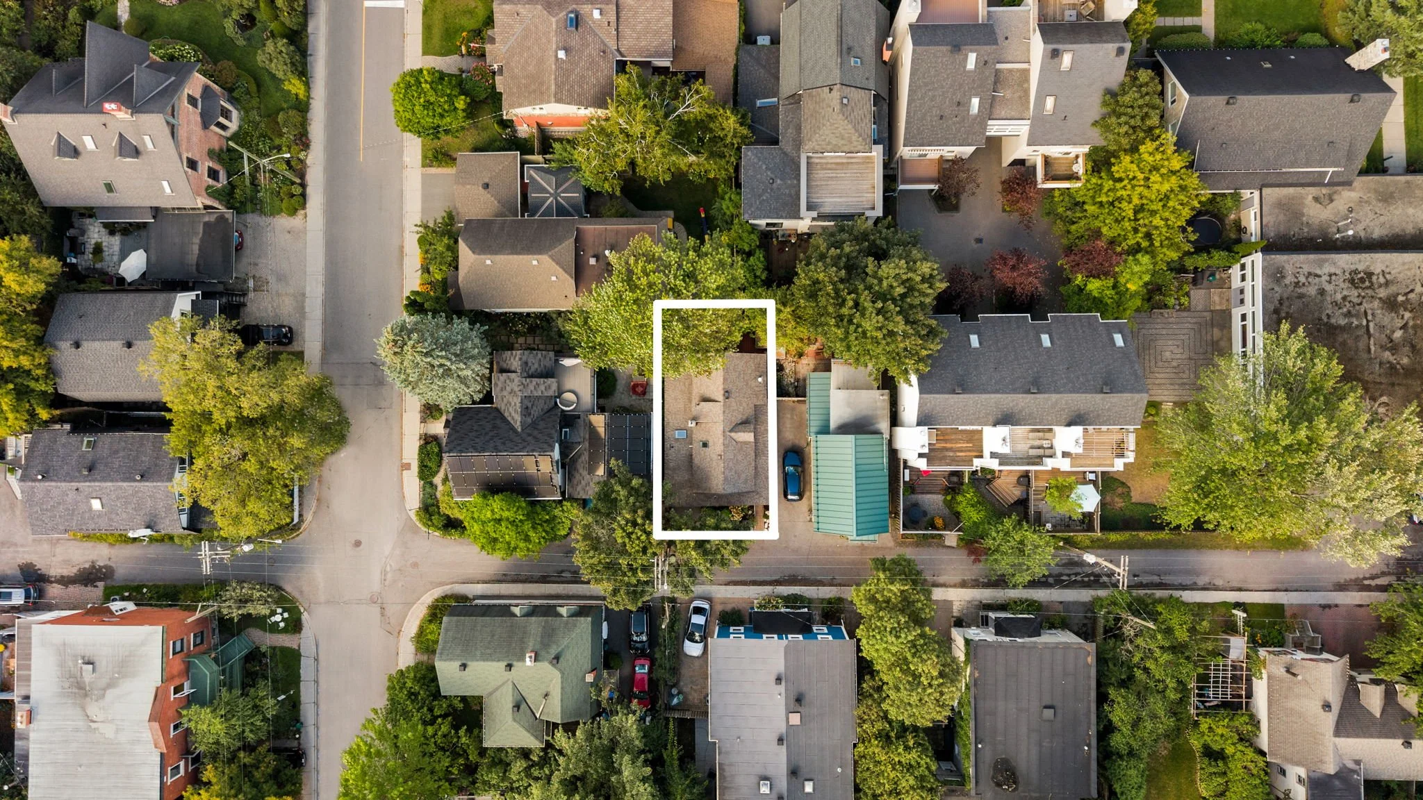 48-web-or-mls-4 Avon Lane-63.jpg