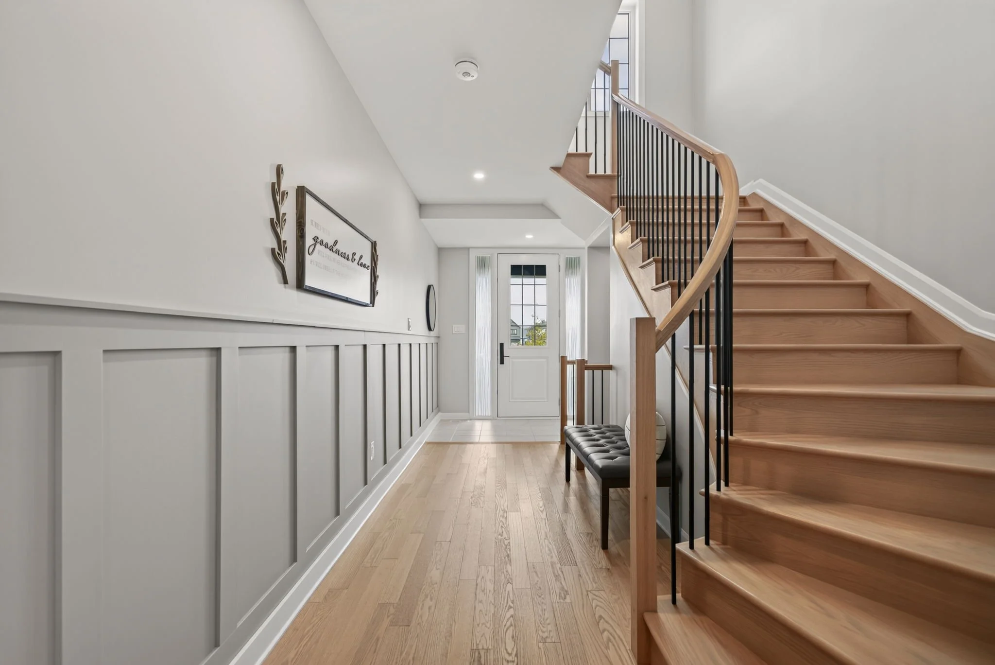8-web-or-mls-537-anchor-cir.jpg