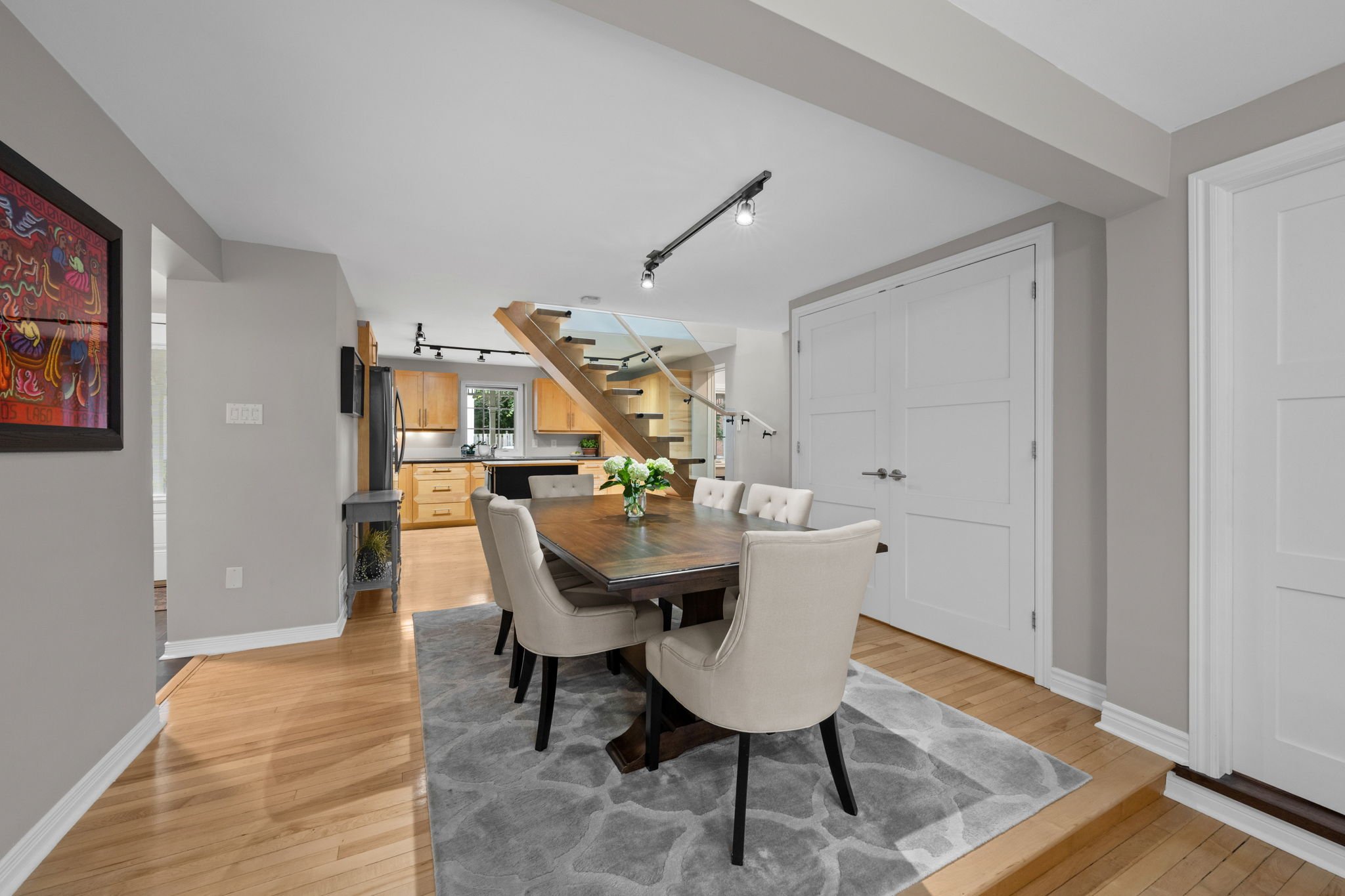 20-web-or-mls-4 Avon Lane-47.jpg