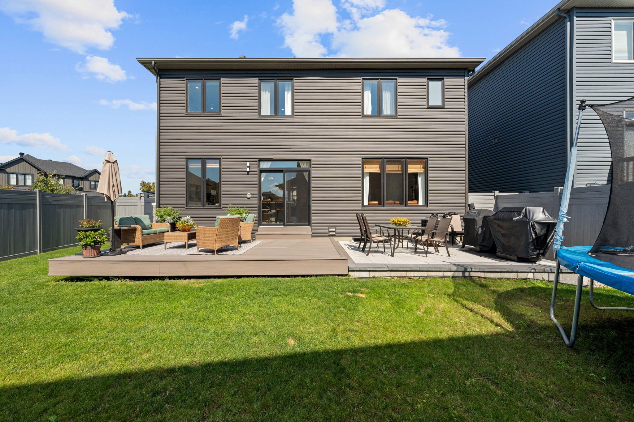 55-web-or-mls-720 Coast Circle-9.jpg