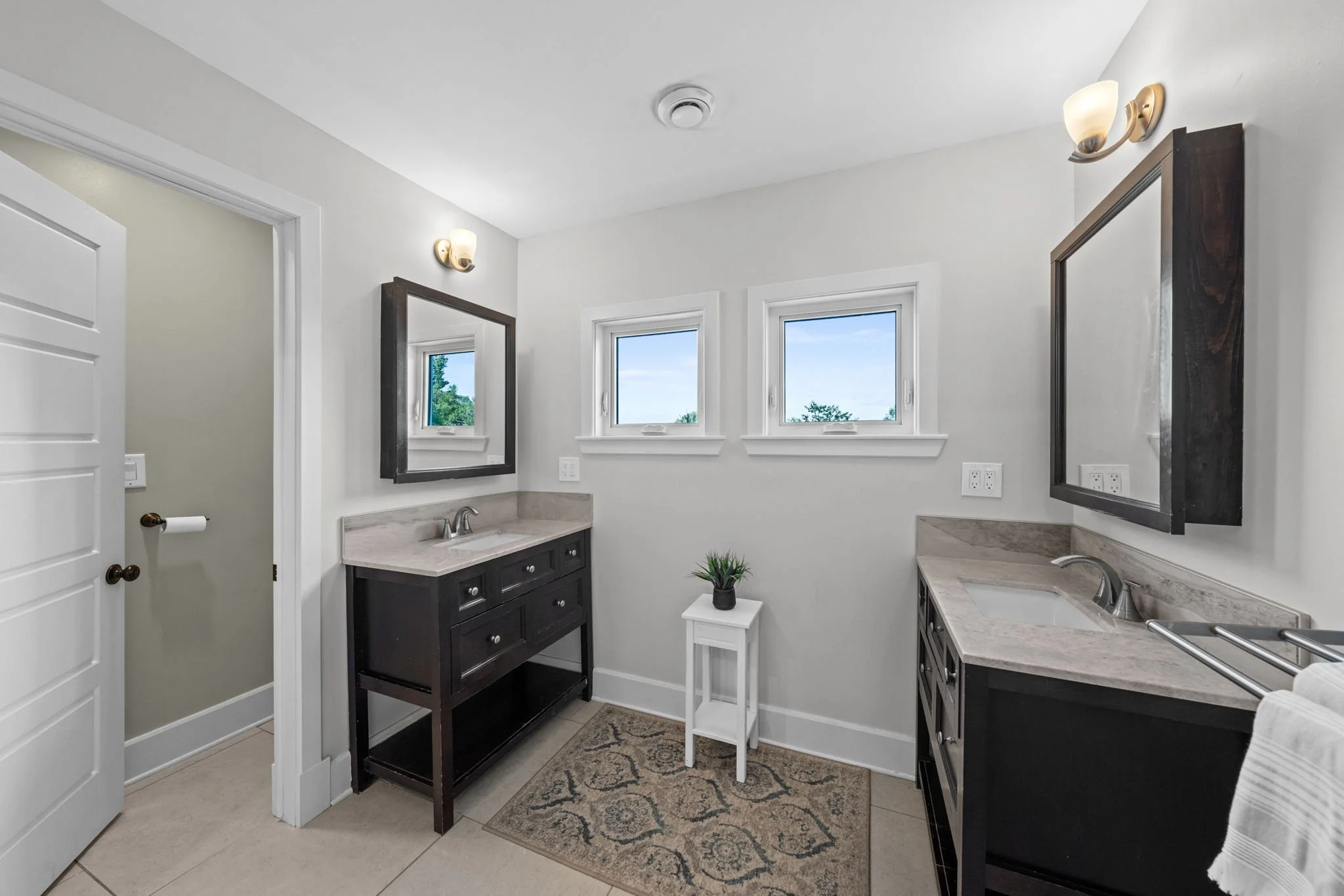 44-web-or-mls-6548 Carp Road-40.jpg