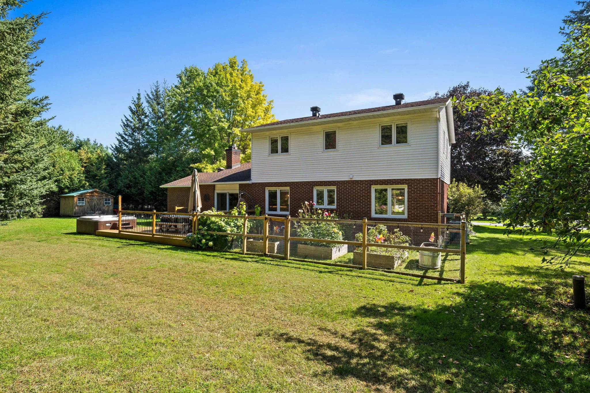 51-web-or-mls-109 Inniskillin Drive-20.jpg