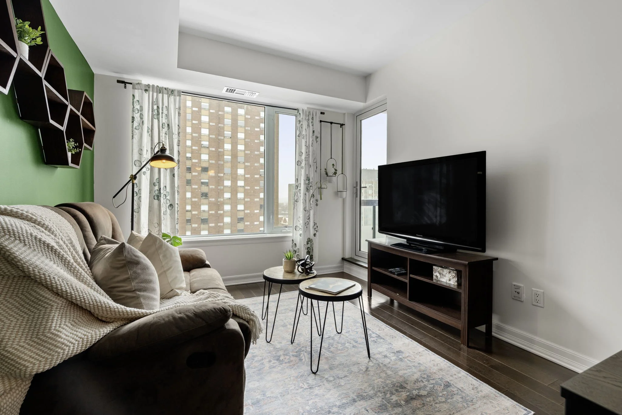 18-web-or-mls-238-besserer-st-811.jpg