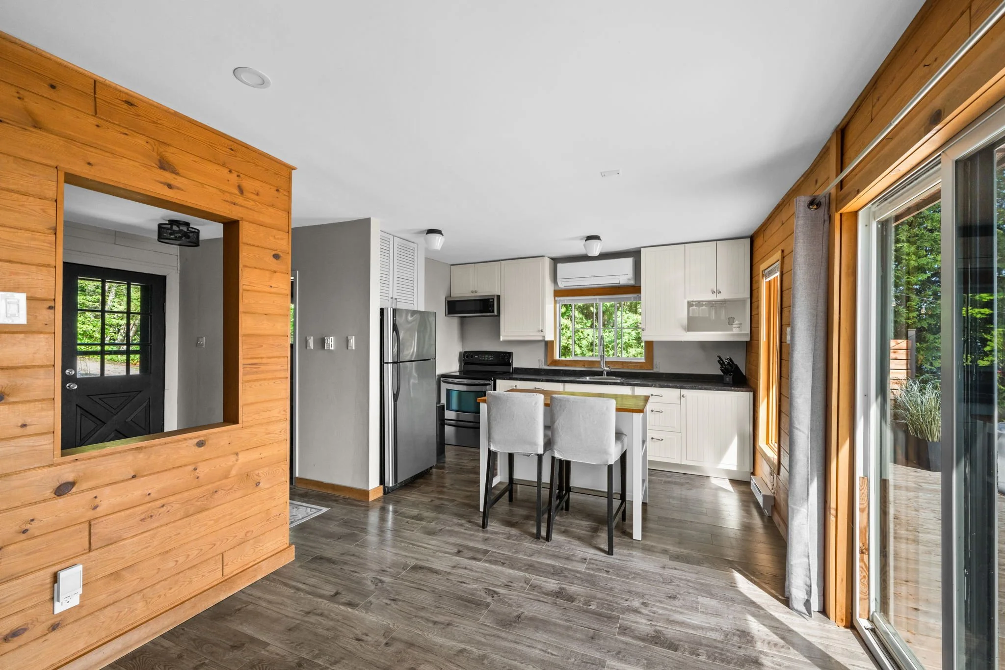 10-web-or-mls-167 Barrett Chute Road-5.jpg