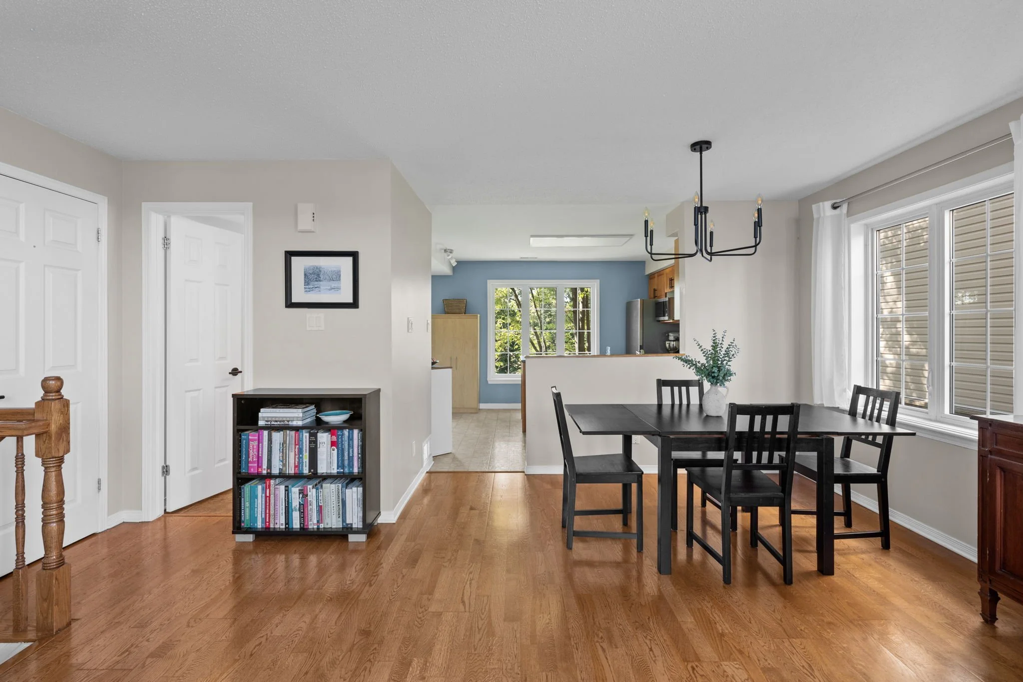13-web-or-mls-163 70 Edenvale Drive-45.jpg