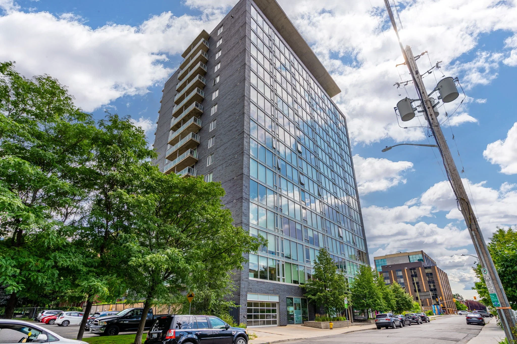 1-web-or-mls-300-lisgar-st-.jpg