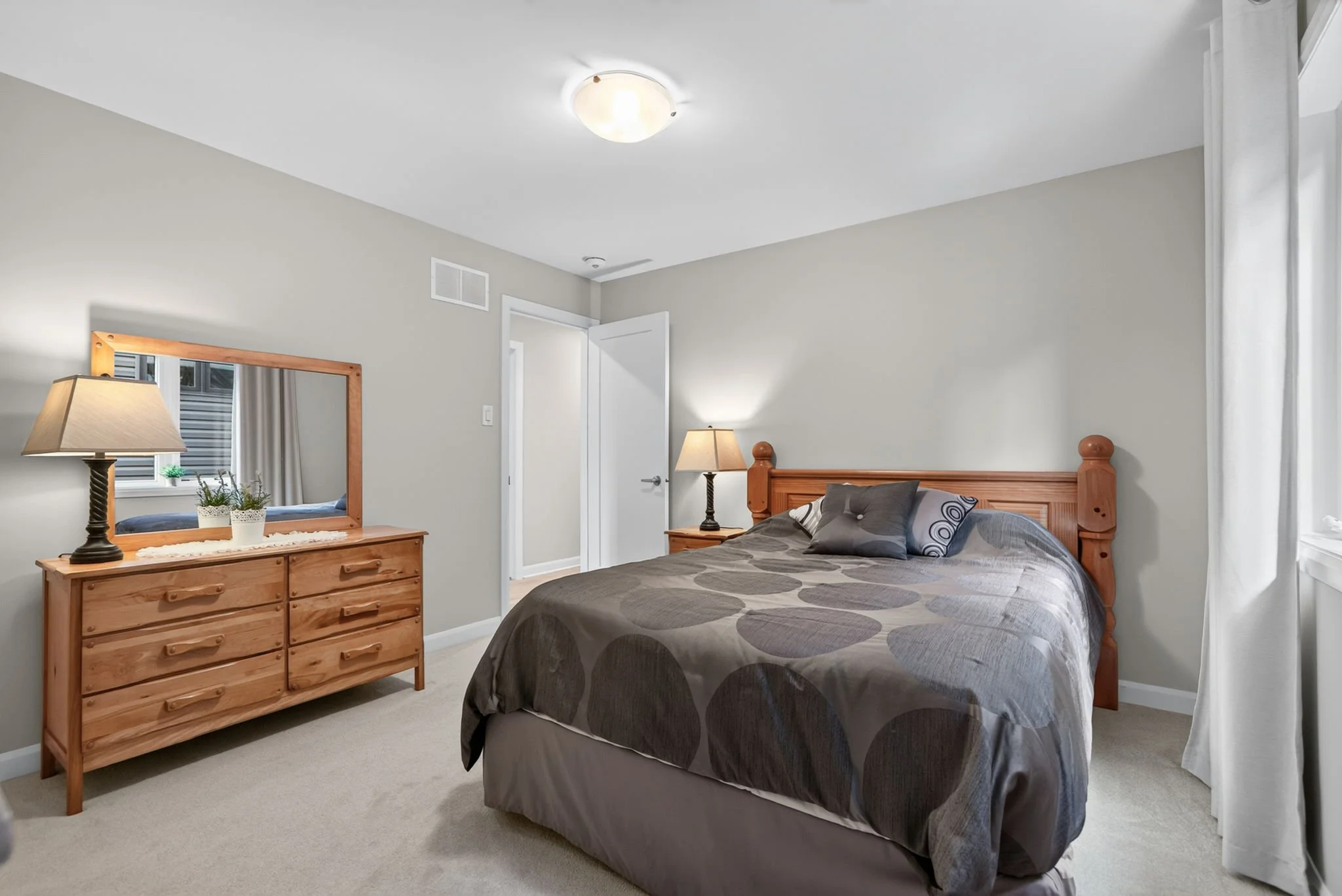 47-web-or-mls-537-anchor-cir.jpg