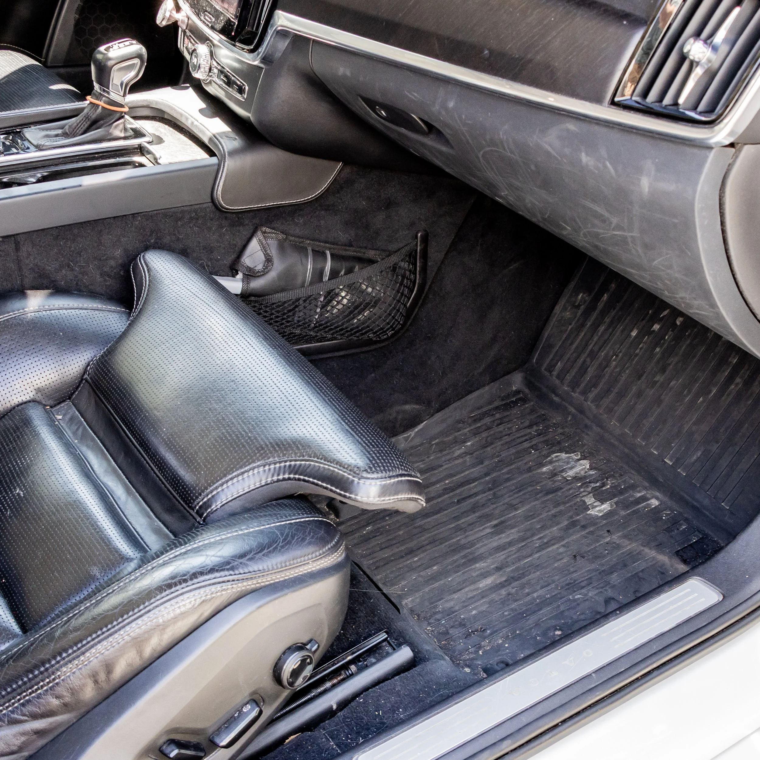 Volvo-12.jpg
