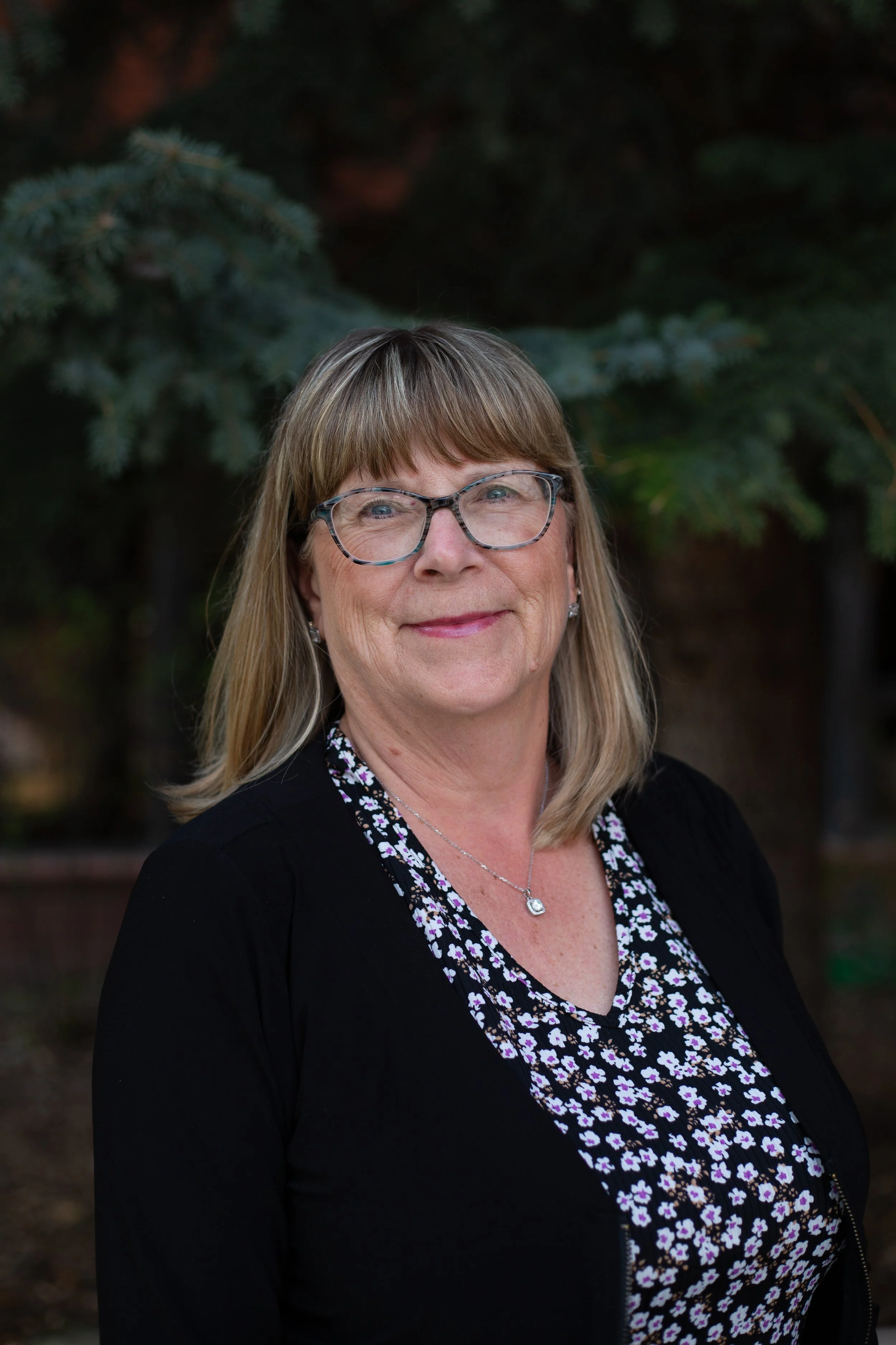 Rhonda Bews, Administrative Assistant