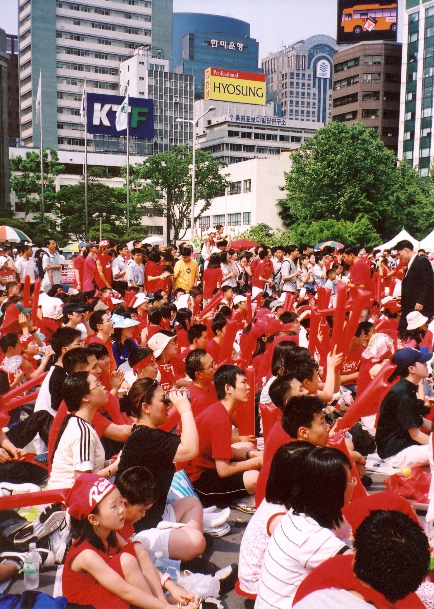 National pride in Seoul Plaza 2.jpg