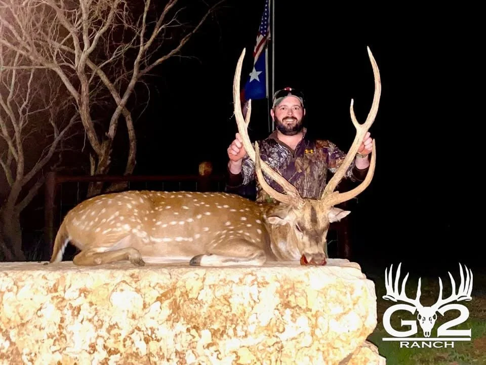 Axis Buck Deer Hunt Texas G2 Ranch Hunting Exotic Exotics Big.JPG