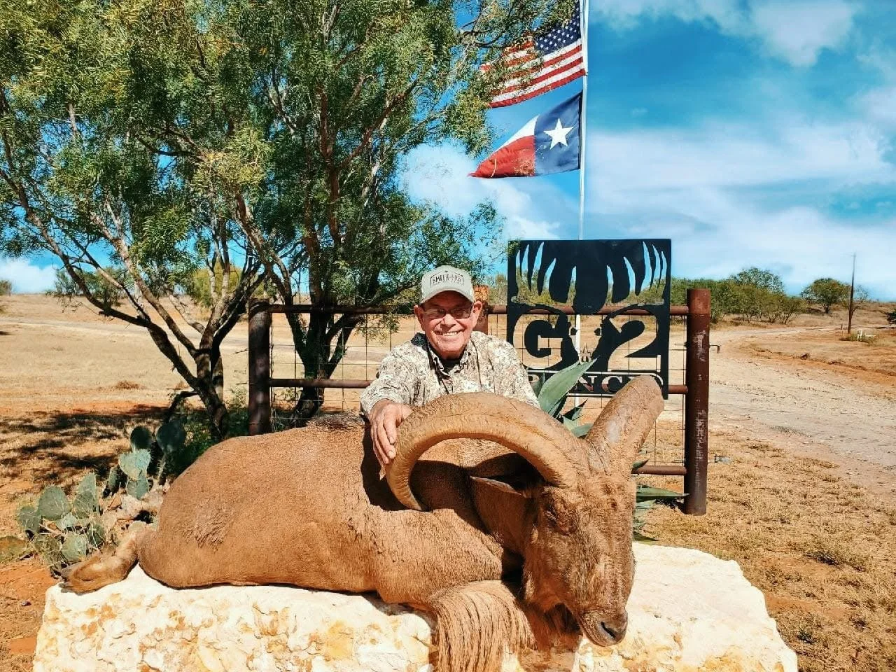 Aoudad Sheep Hunt Texas Trophy G2 Ranch Hunting Exotic Exotics Ram.JPG