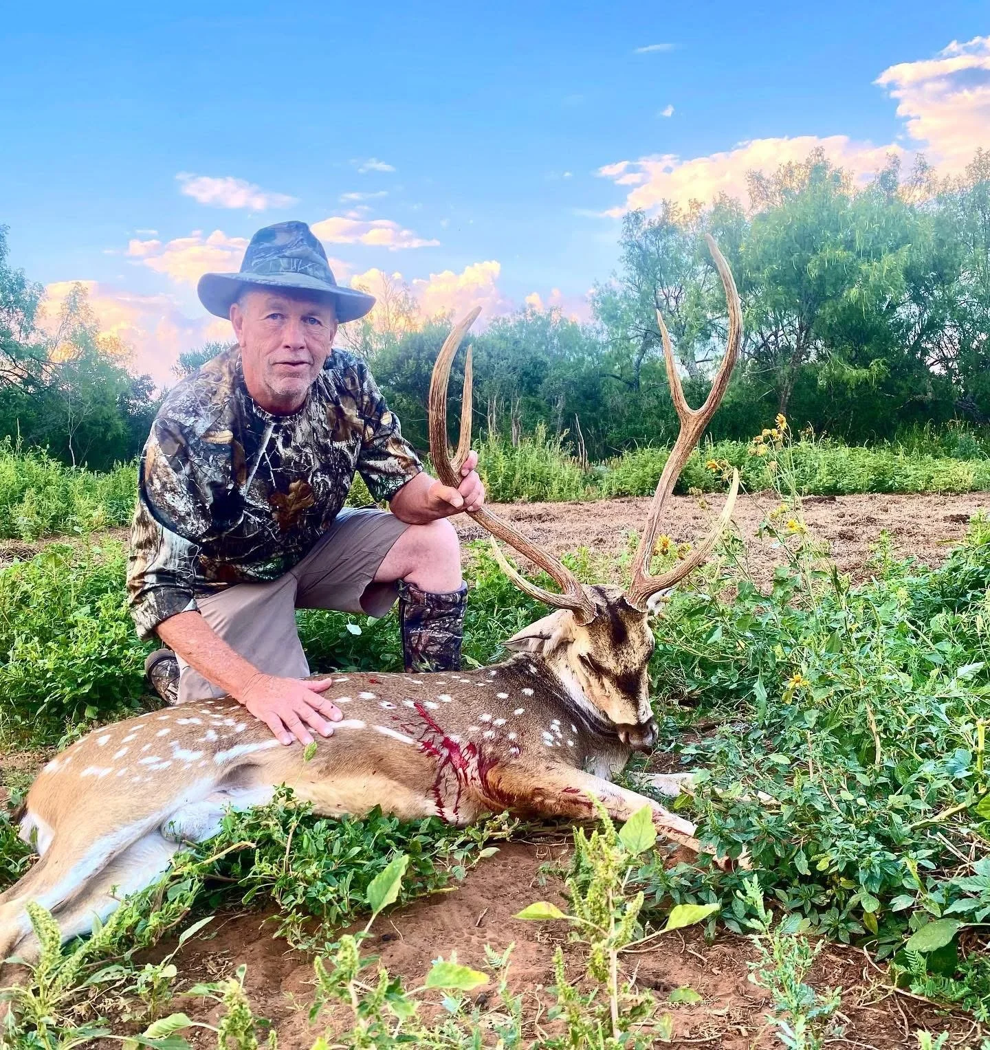 Axis Buck Deer Hunt Texas G2 Ranch Exotic Exotics Hunting.JPG