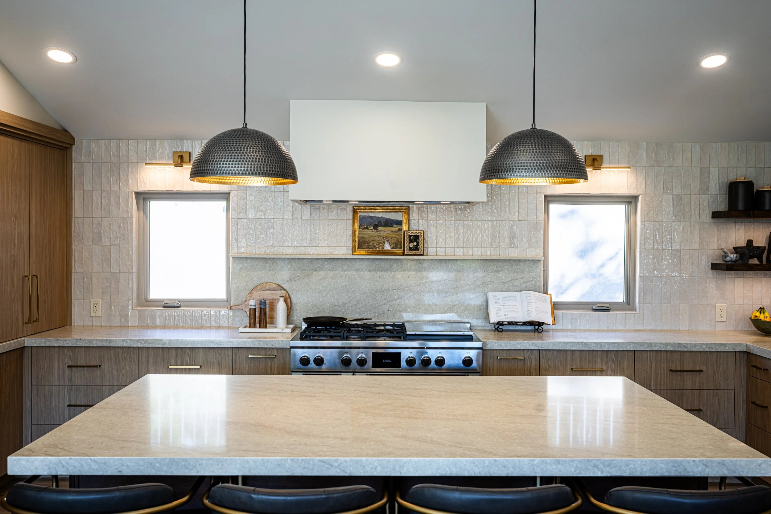 Modern & Earthy
