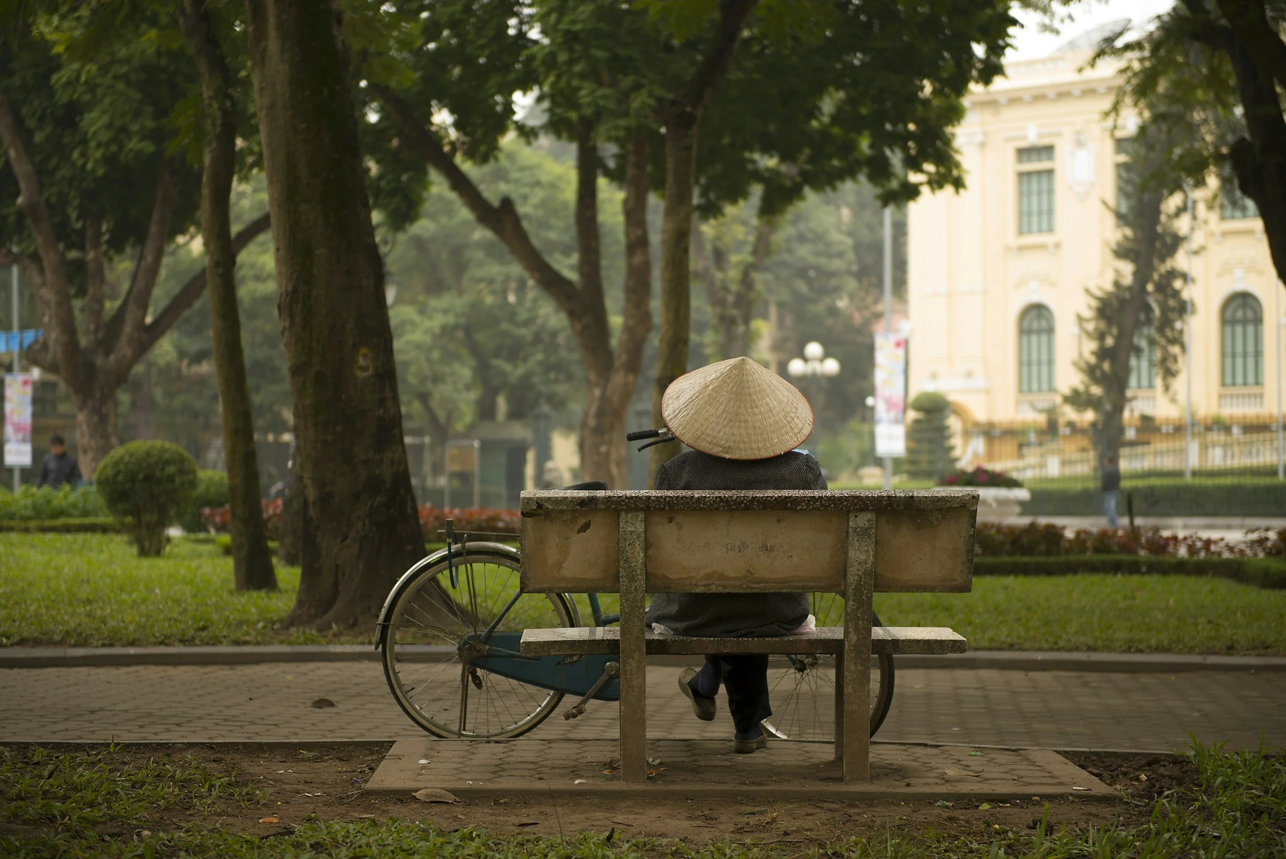 Explore Vietnam while teaching English