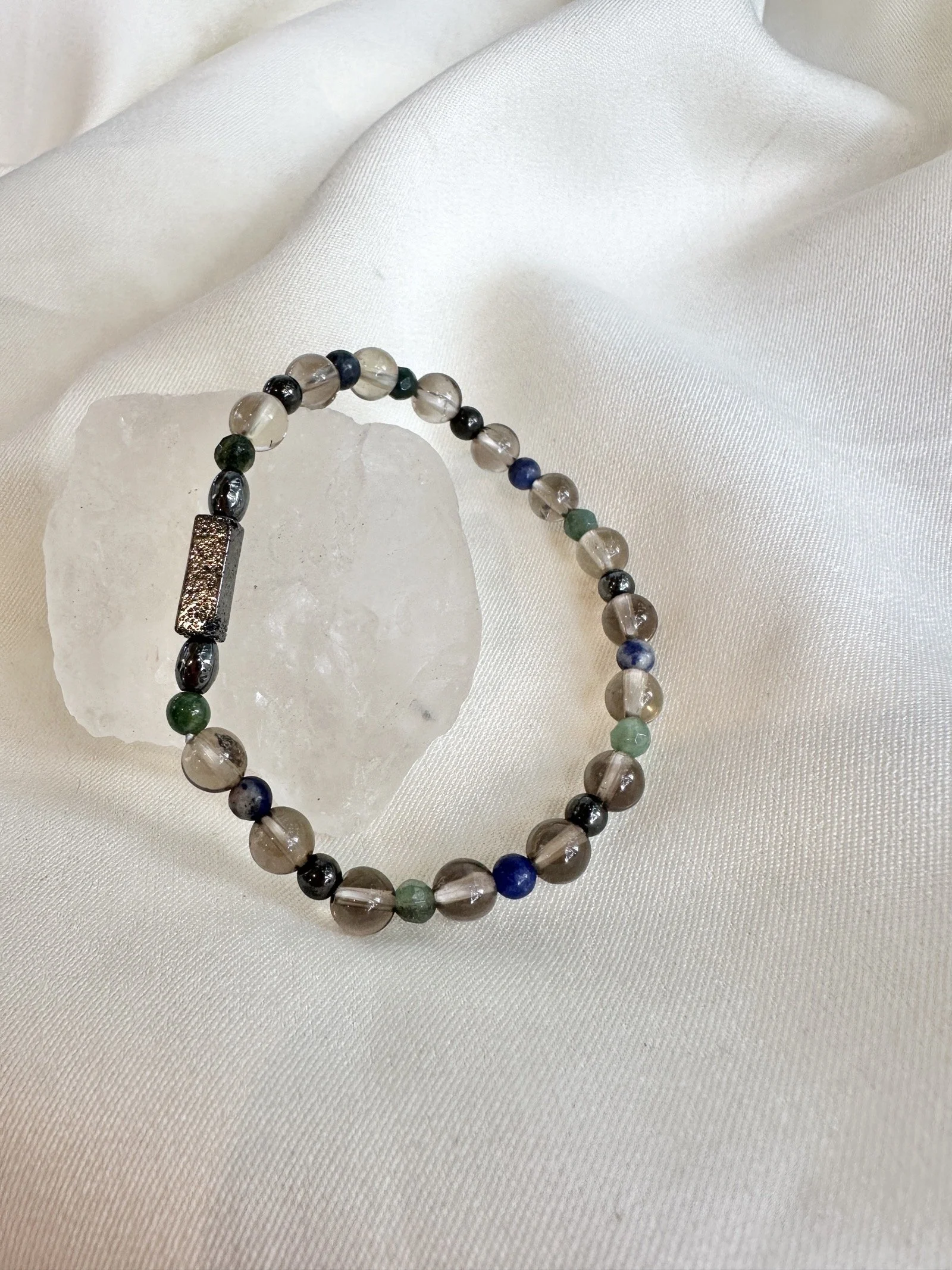 handmade-unisex-gemstone-bracelet-phuket.JPG