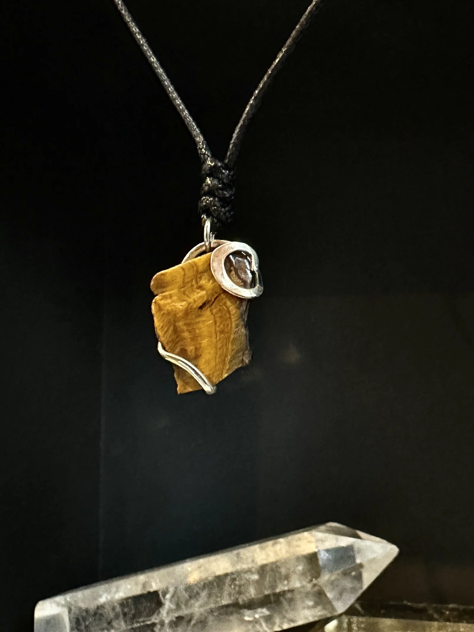 handmade-tiger-eye-crystal-jewelry-phuket.JPG