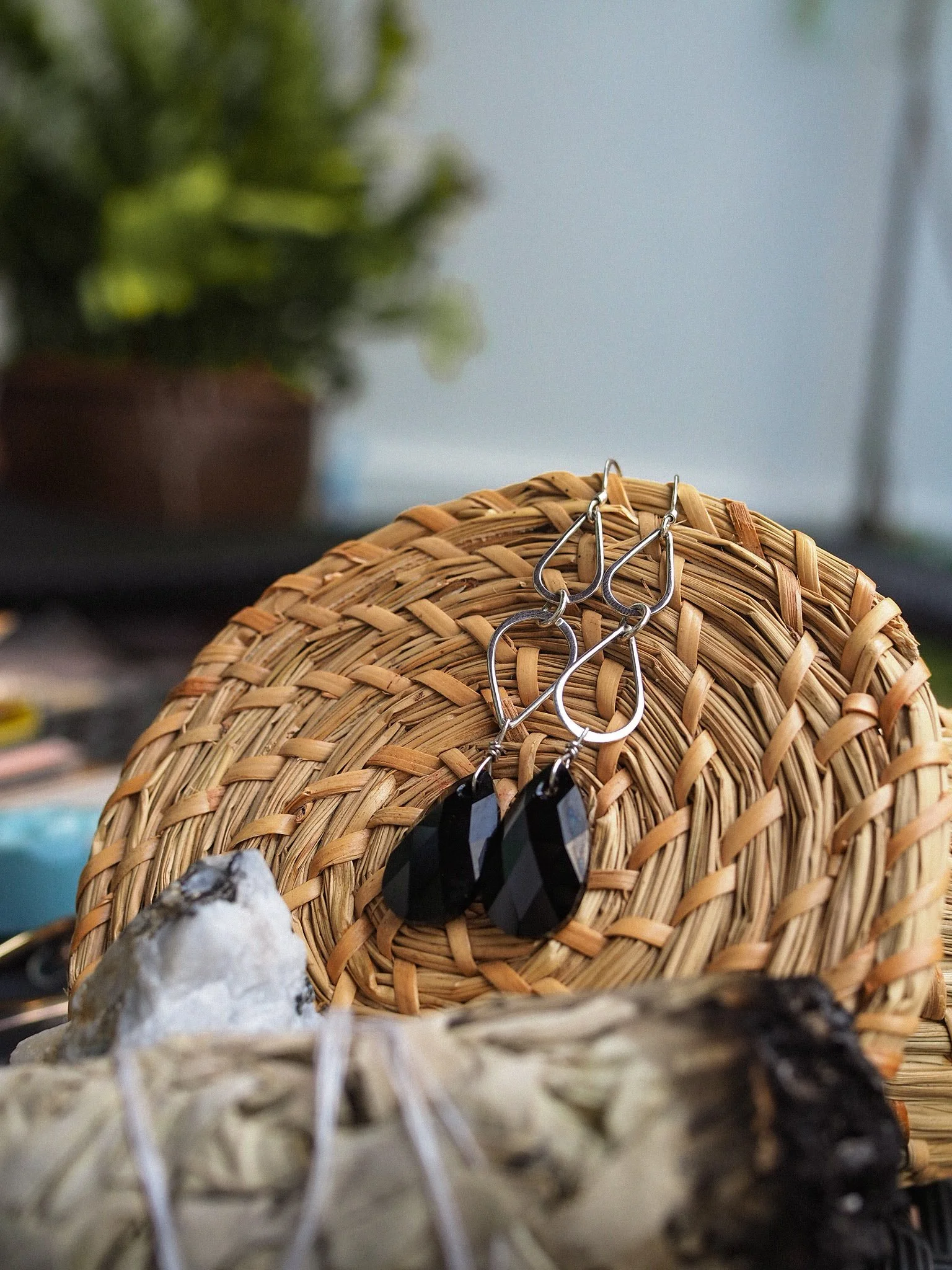 handmade-black-crystal-earrings.JPG