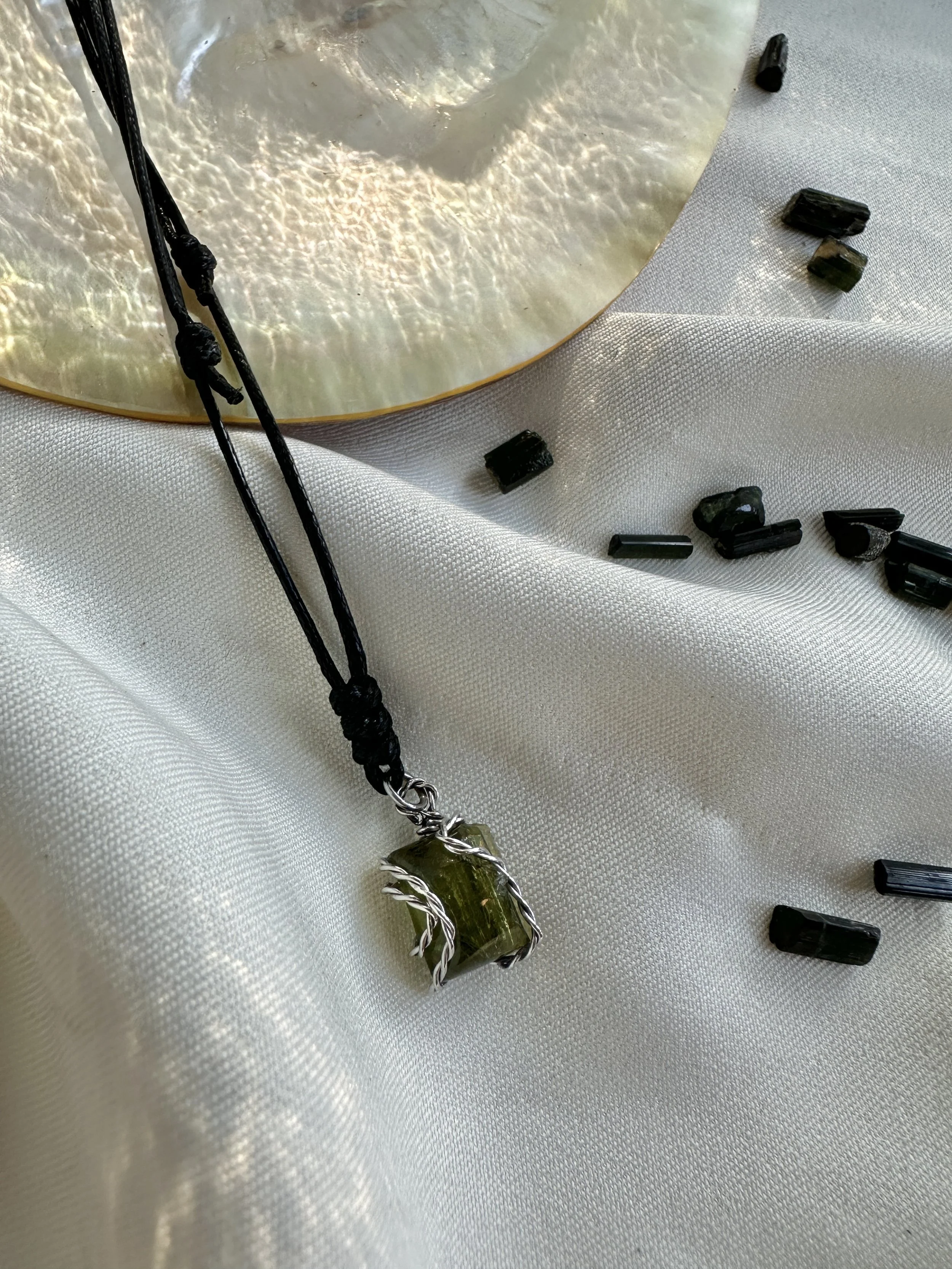 zodiac-phuket-green-tourmaline-pendant.JPG