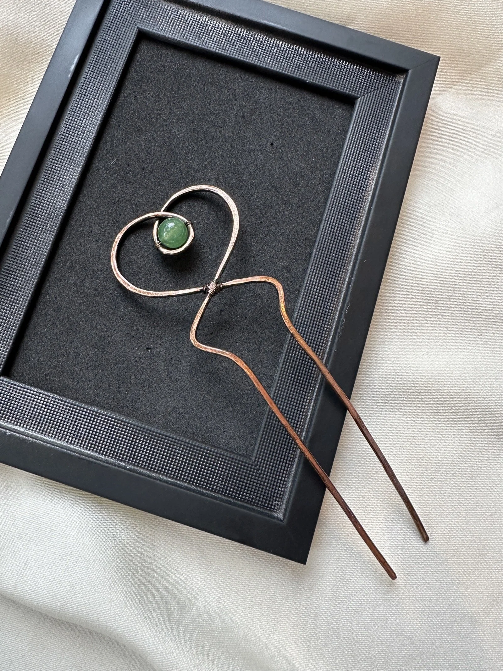 copper-hair-fork-green-aventurine.JPG