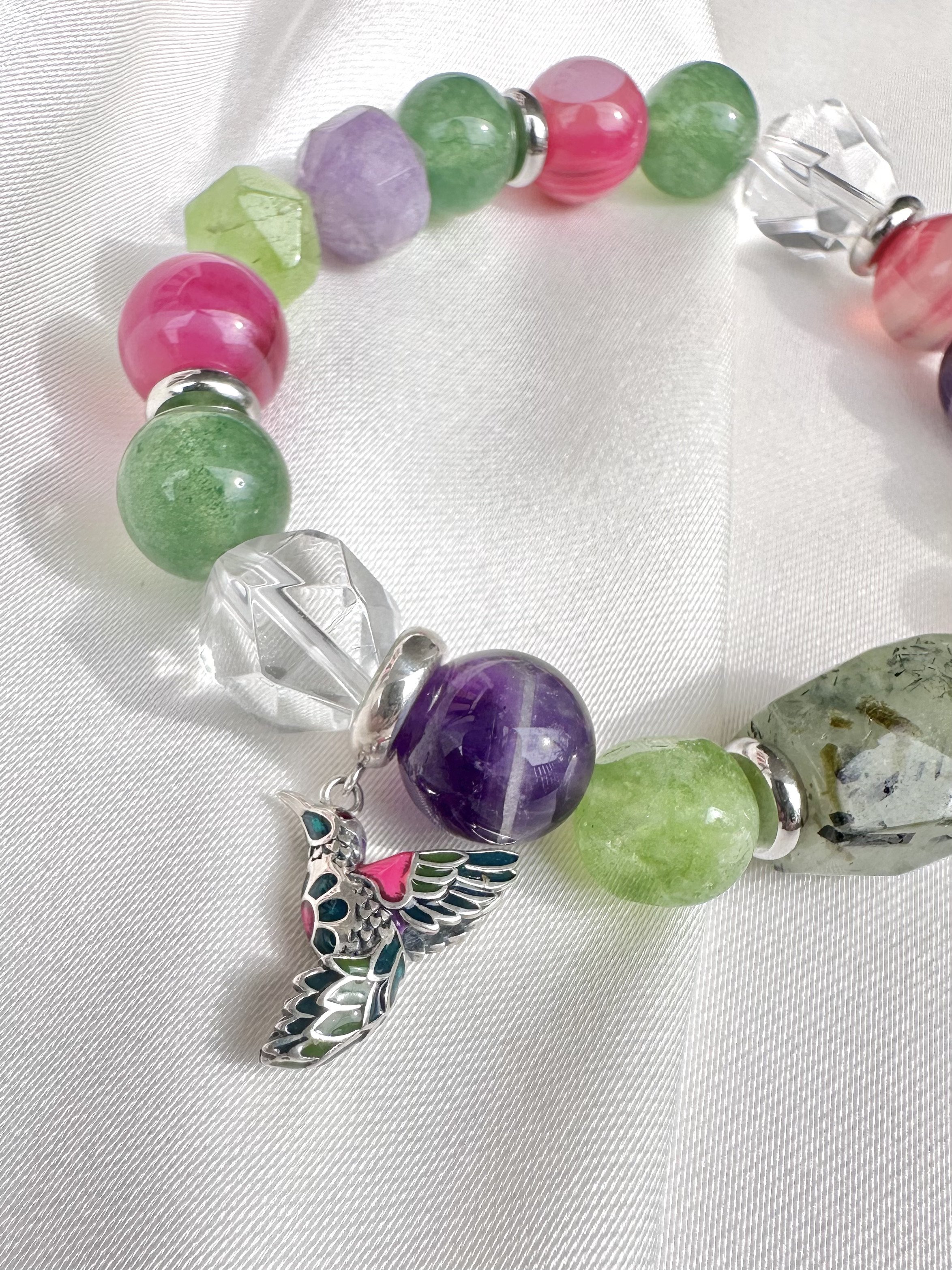 prehnite-amethyst-crystal-bracelet-colibri-bird-charm-thailand.jpg