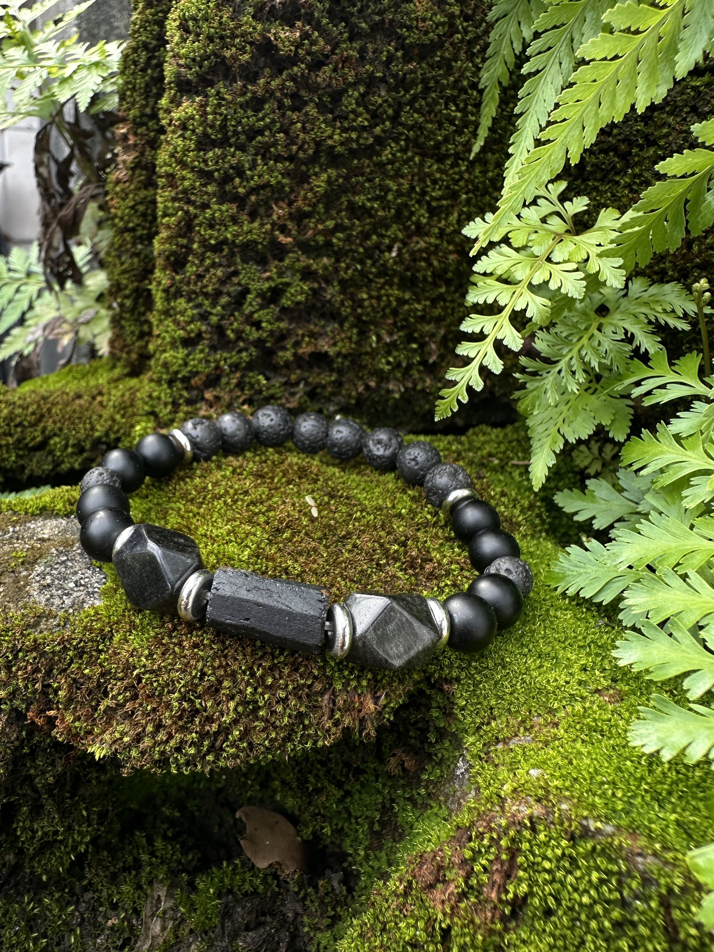Obsidian-man’s-bracelet-Phuket.JPG
