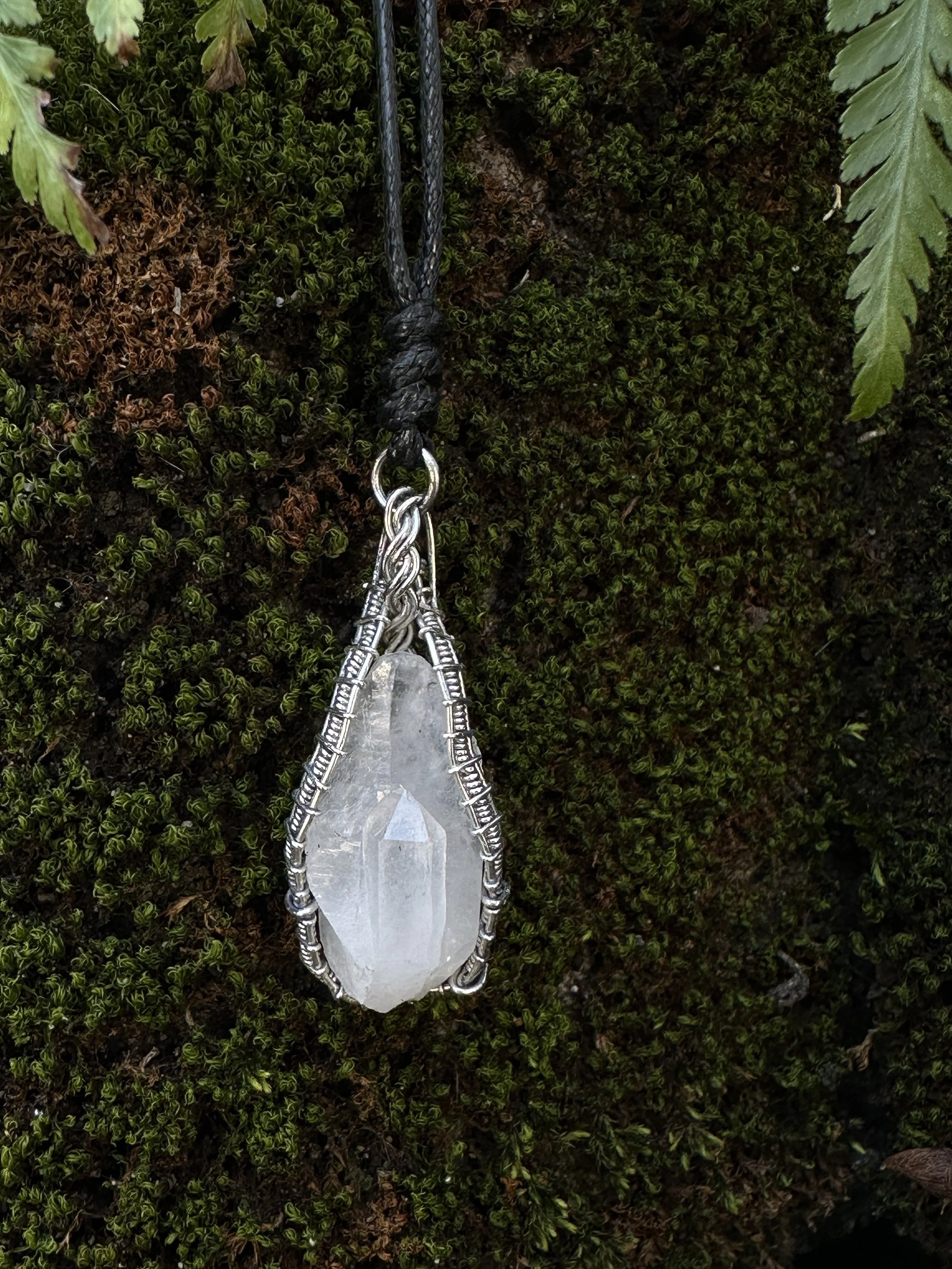 clear-quartz-crystal-pendant-necklace.JPG