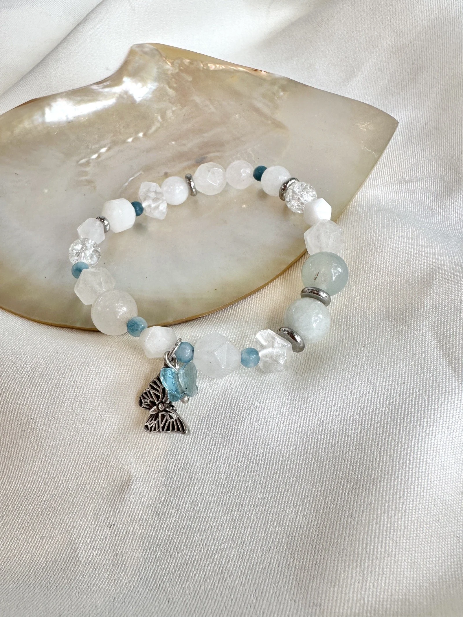 womens-natural-gemstone-bracelet-phuket.JPG