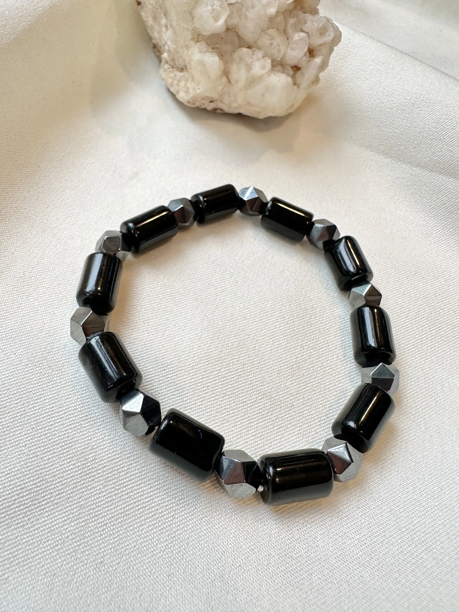 handmade-jet-hematite-bracelet-phuket.JPG